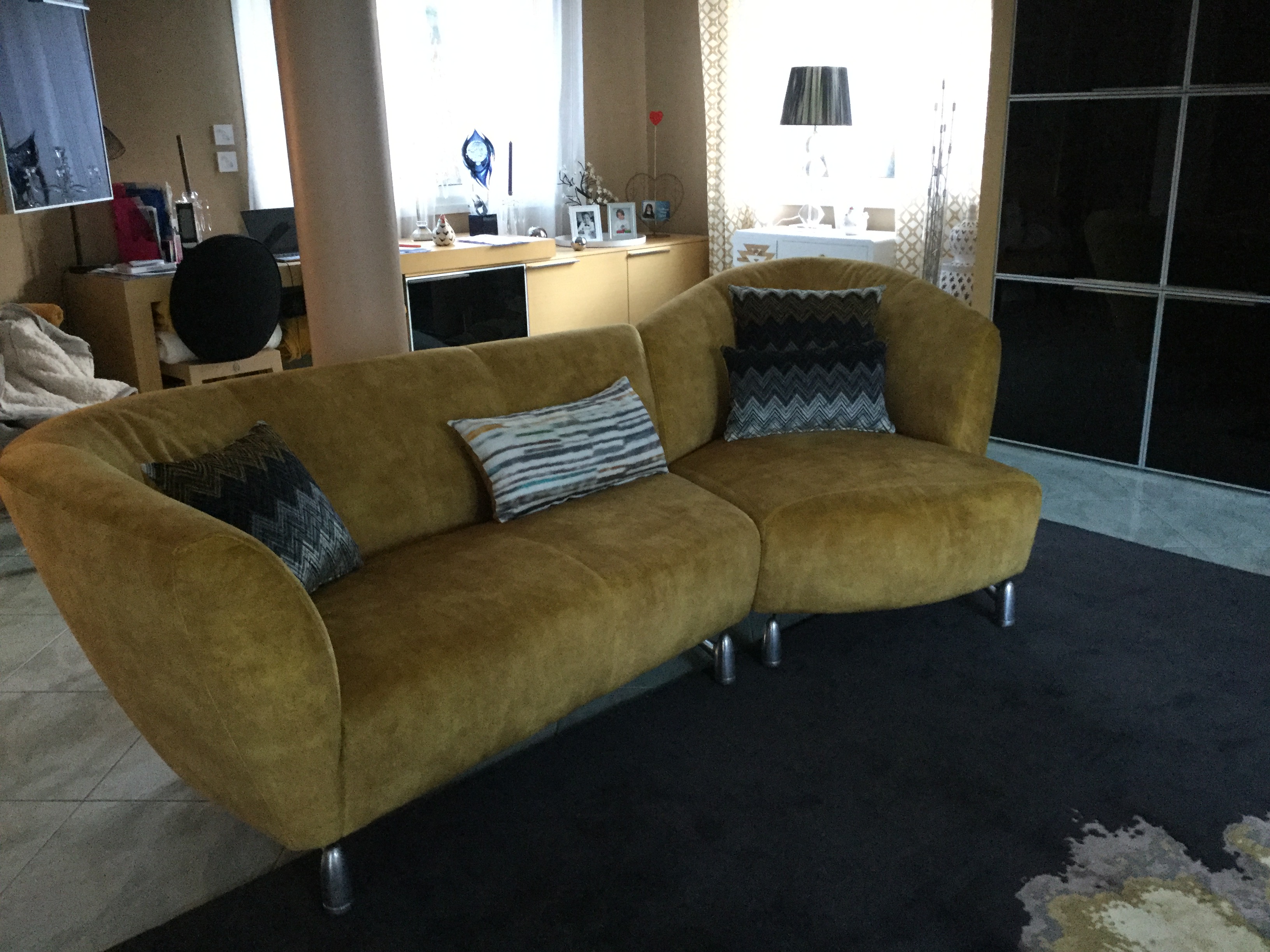 Relooking meuble refection fauteuil canapes tapissier decorateur gironde bordeaux saint medard en jalles saint aubin de medoc le taillan medoc le haillan merignac blanquefort eysines atelier les renaissances