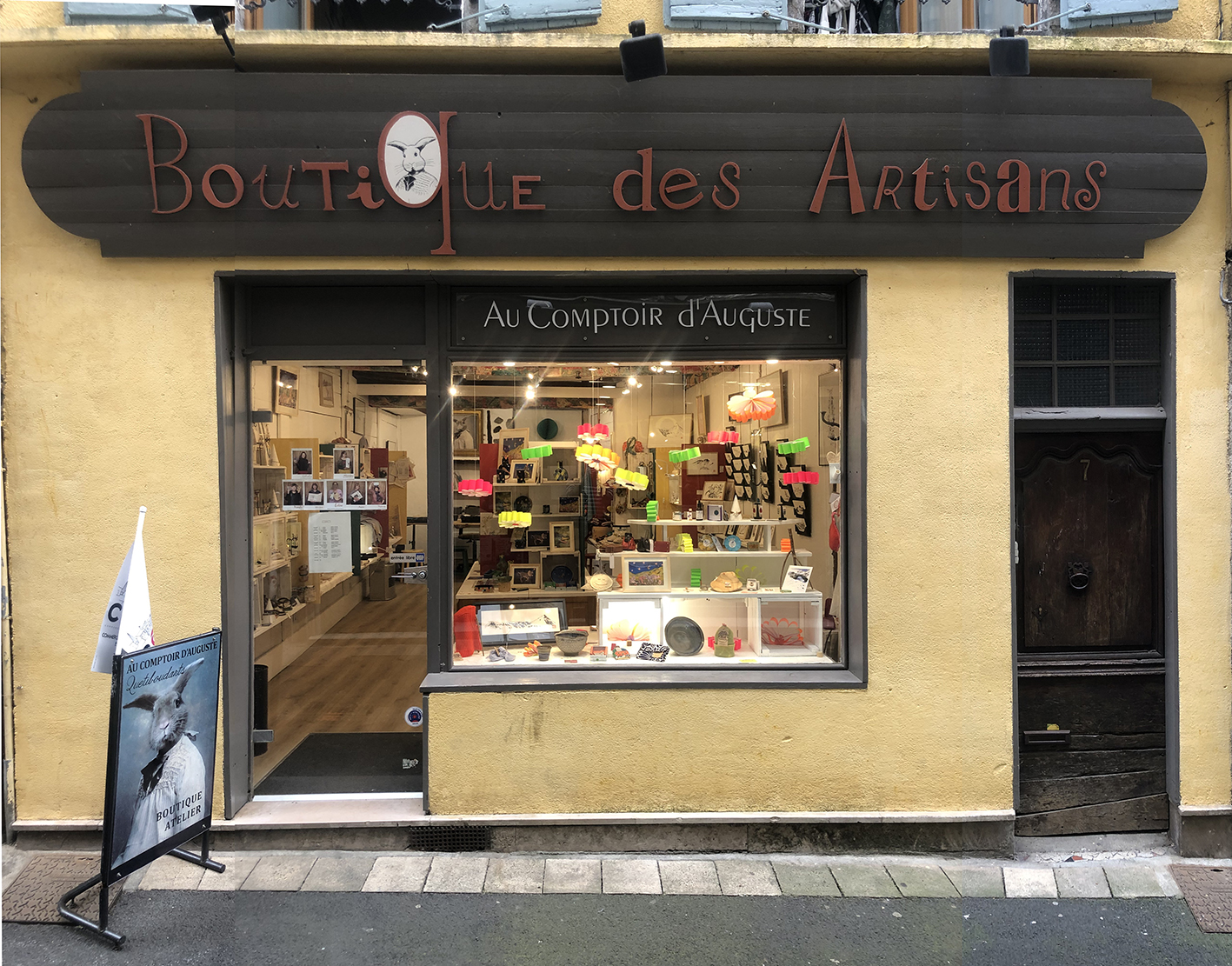 Devanture comptoiraugust webrvb
