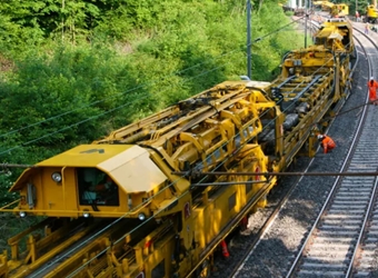 SNCF-train-usine