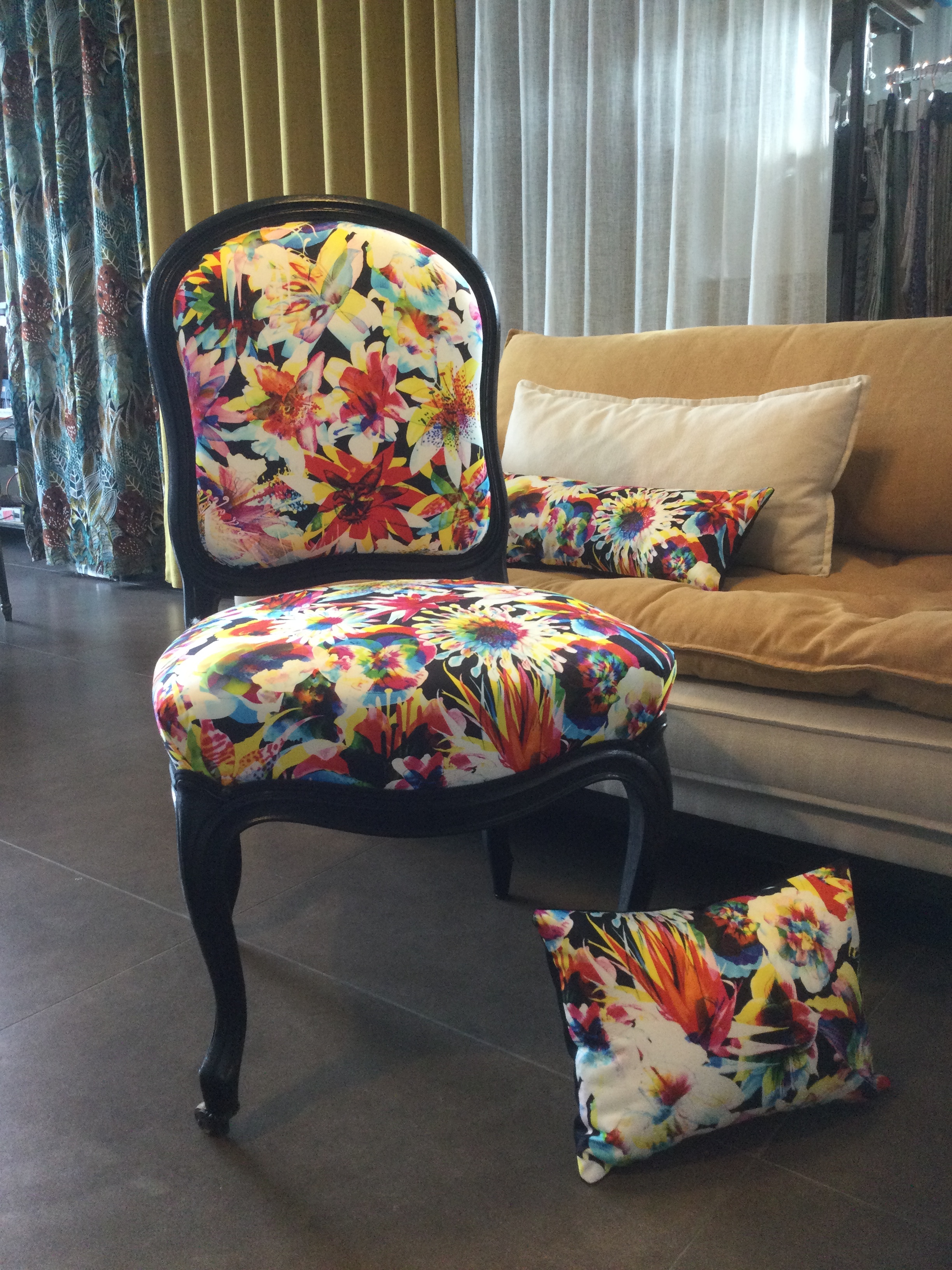 Tapissier decorateur saint medard en jalles bordeaux saint aubin de medoc arcachon eysines lacanau renovation fauteuil bordeaux fauteuil ancien modernise stage tapisserie bordeaux restauration chaise