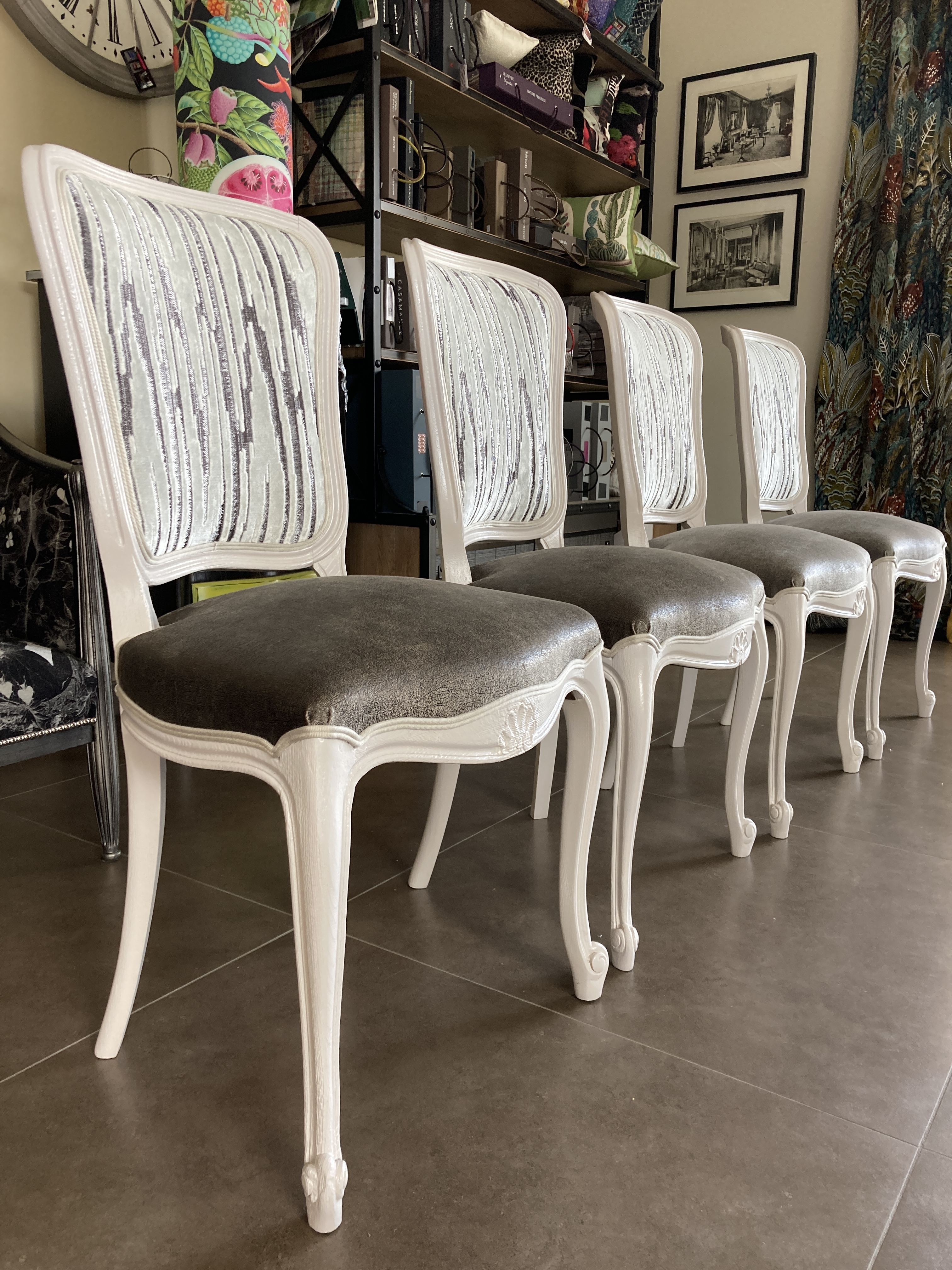 Atelierlesrenaissances tapissierdecorateur relooking meuble refectionfauteuil ebeniste refectionfauteuil saintmedardenjalles saint aubin de medoc bordeaux lacanau eysines cauderan arcachon