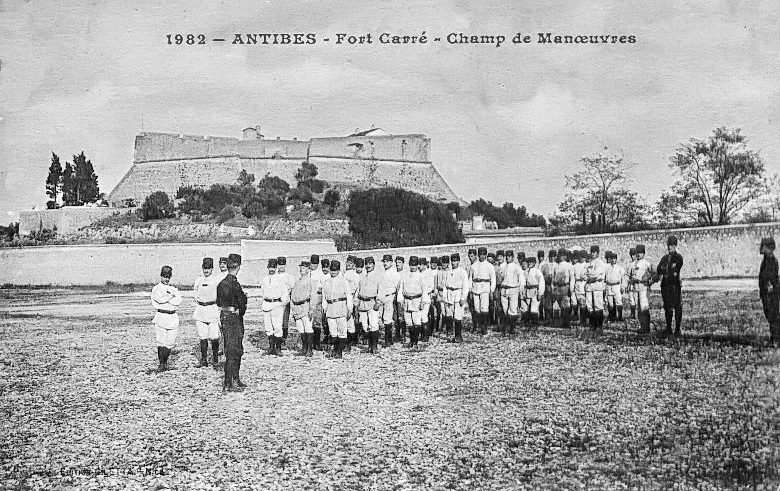 ANT-Fort-Carre-Champ-de-Manoeuvres
