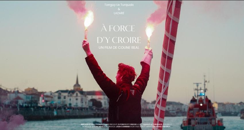 A FORCE D'Y CROIRE