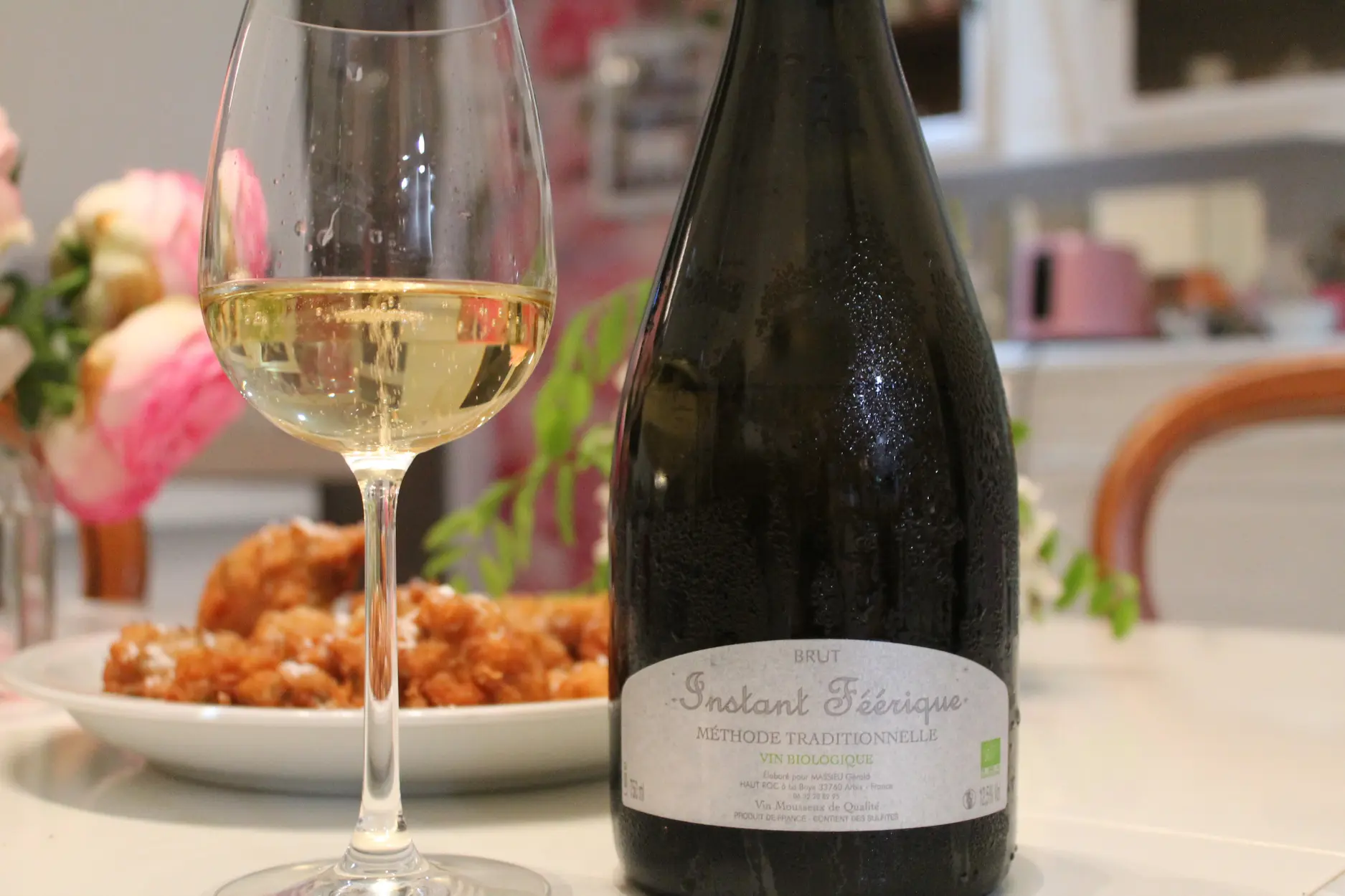 Instant féérique : accords fins et festifs pour des bulles de blanc de blancs Bio 