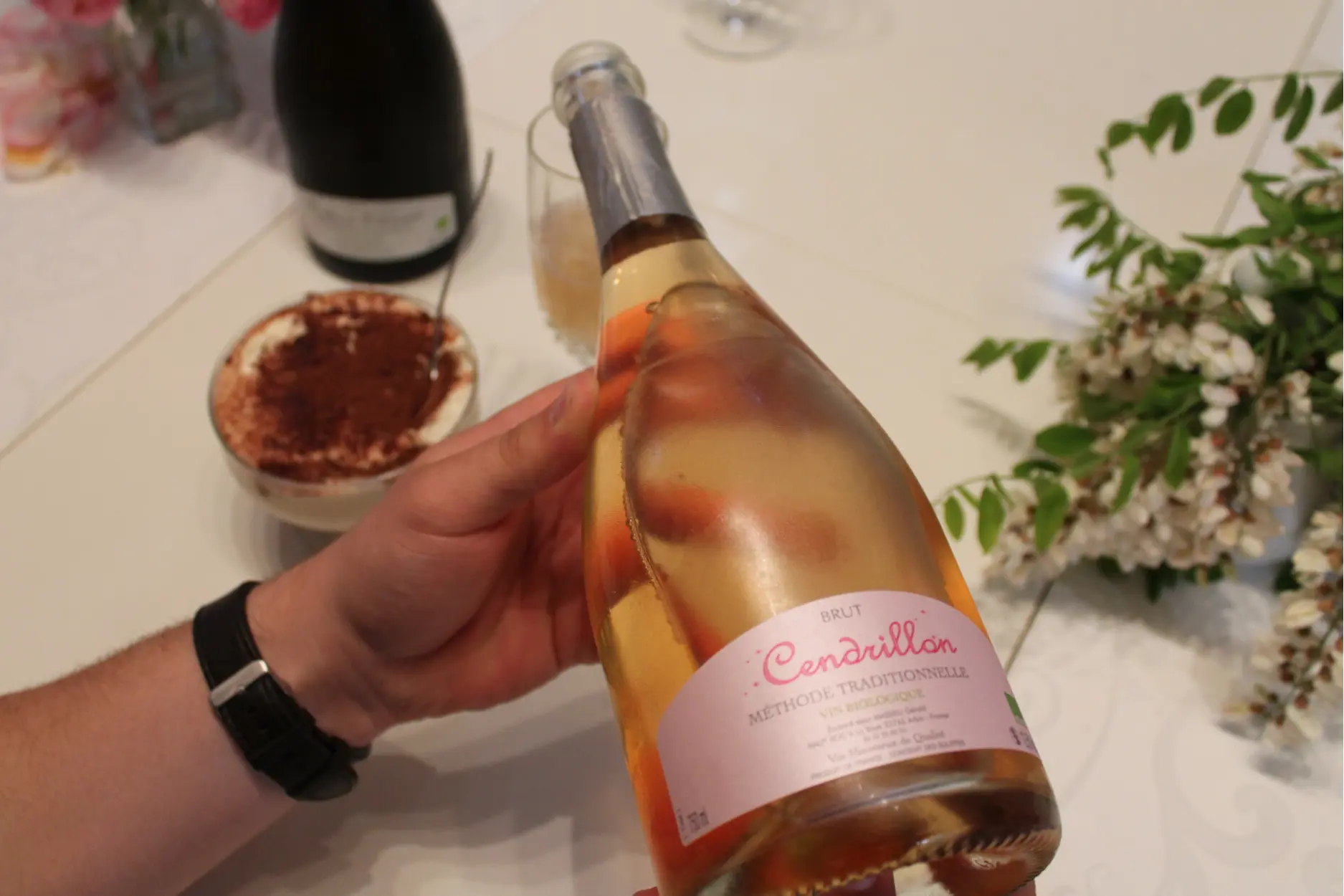 Cendrillon : des bulles de rosé Bio qui rendent les accords mets et vin faciles