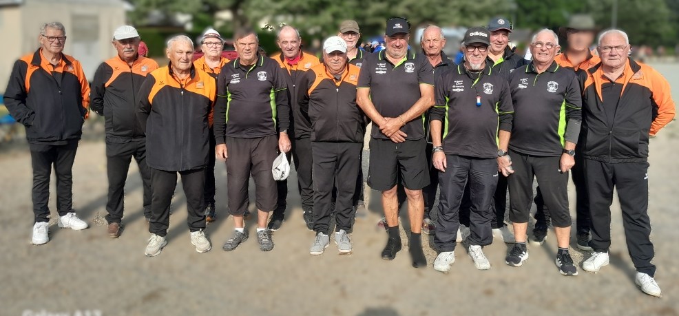 Laval-petanque-4-contre-st-berthecin-14-a-22