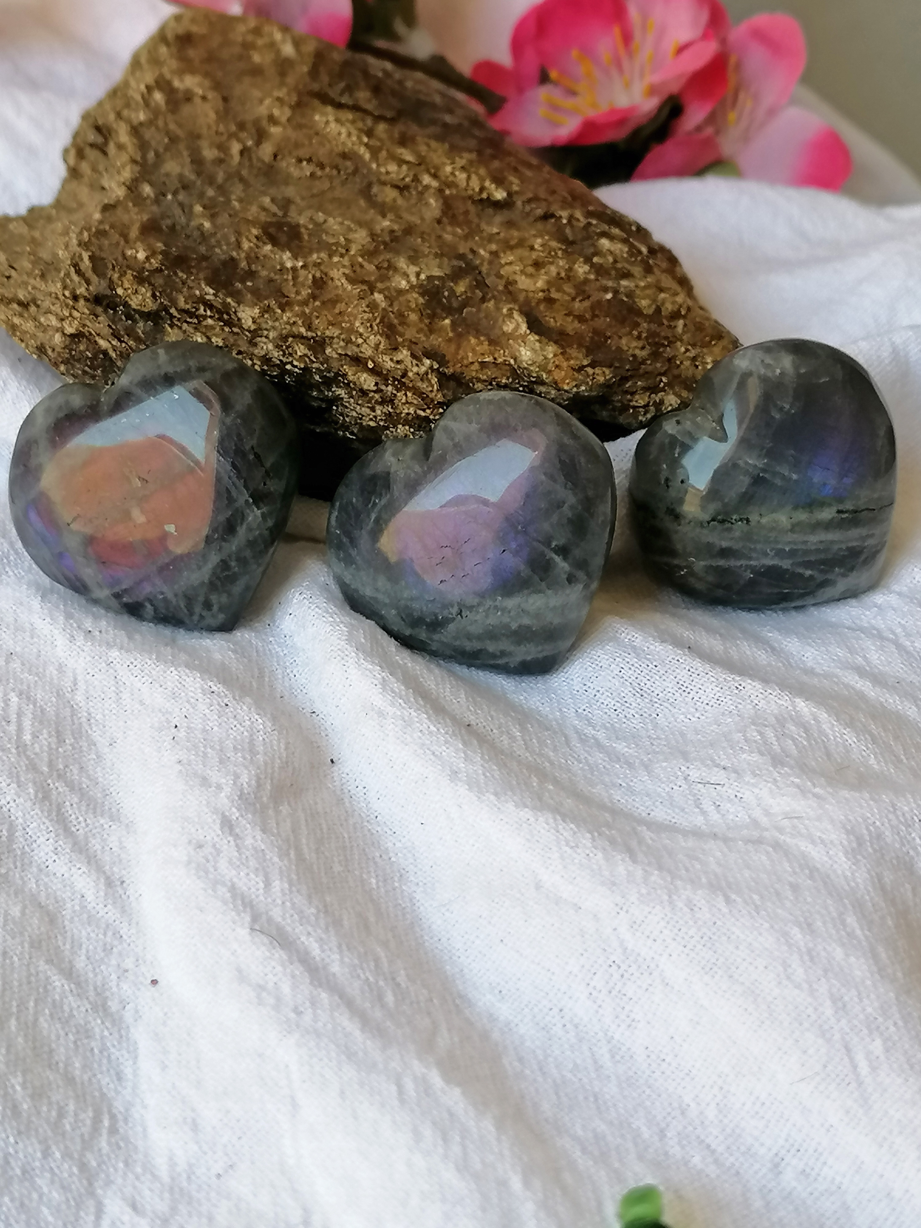 pierresfinesdumonde, c'est aussi des labradorites polies au meilleur prix