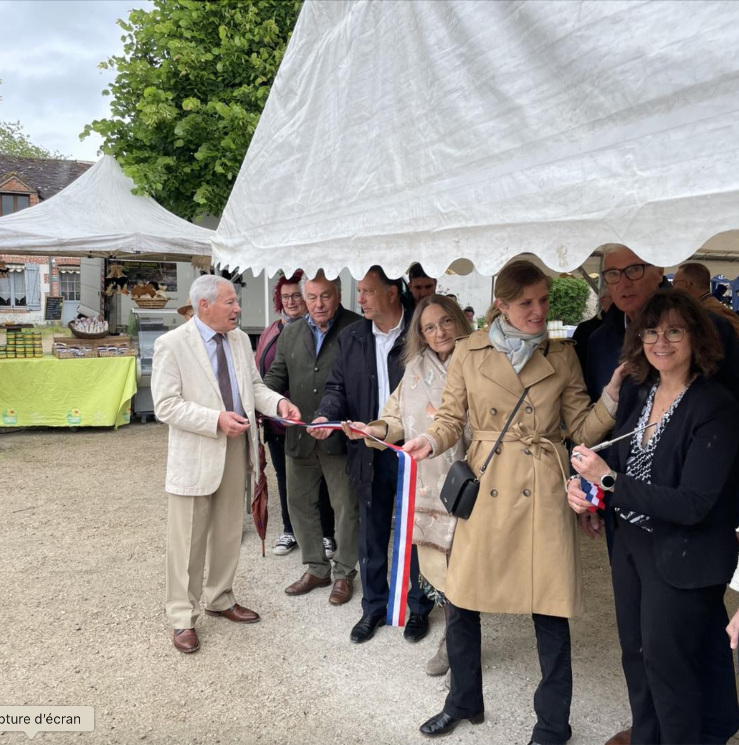 FOIRE AUX BEIGNETS DE FLEURS D’ACACIAS