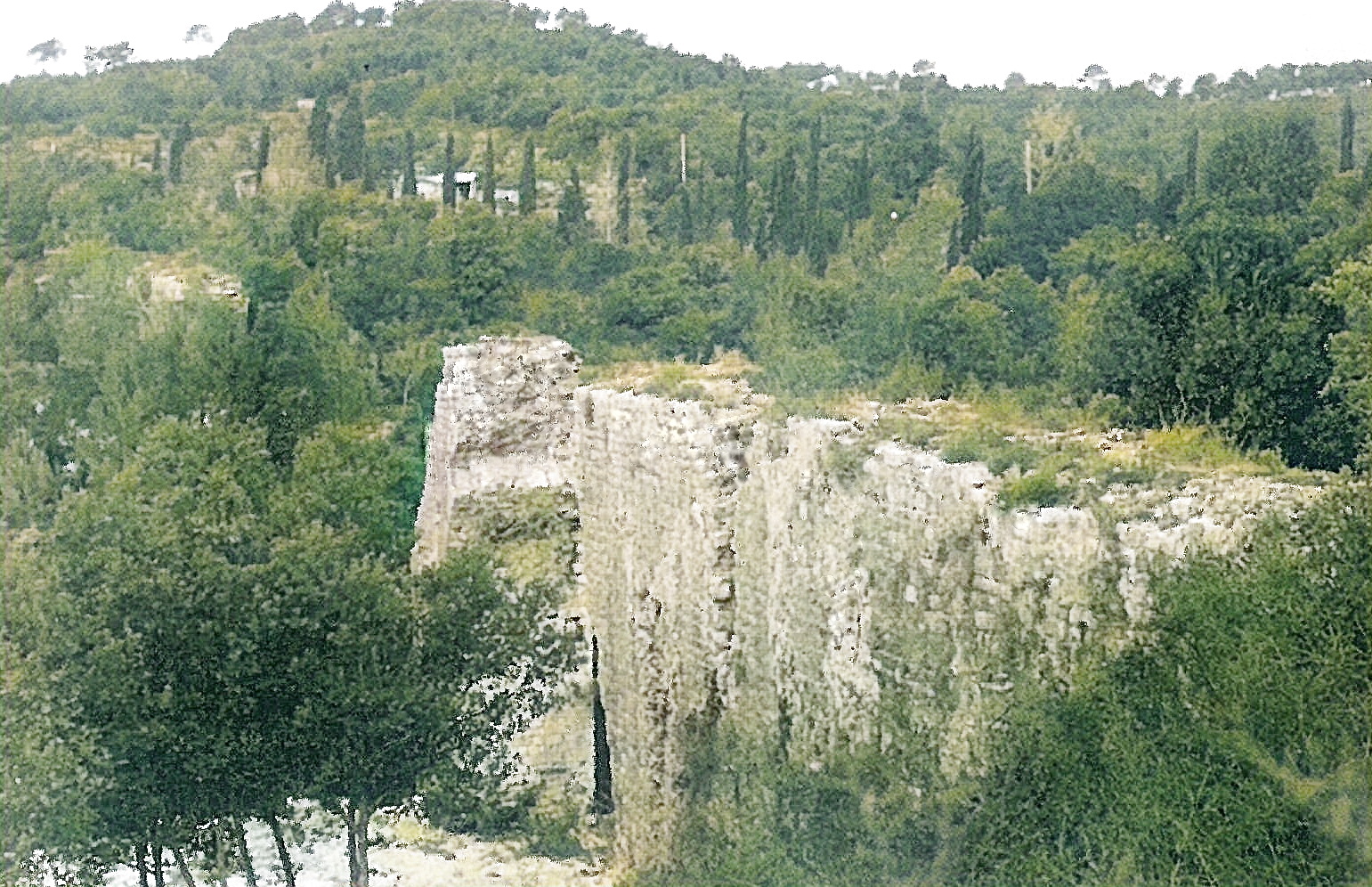 Bouillide-Aqueduc-de-la-Bouillide-Photo-du-pont-Color
