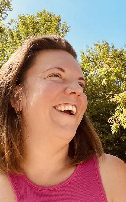 Photo de Julie Thérer, secrétaire administrative indépendante à Ciney, Chevetogne, Rochefort et Marche-en-Famenne. Gestion administrative professionnelle.