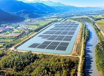 Centrale solaire flottante