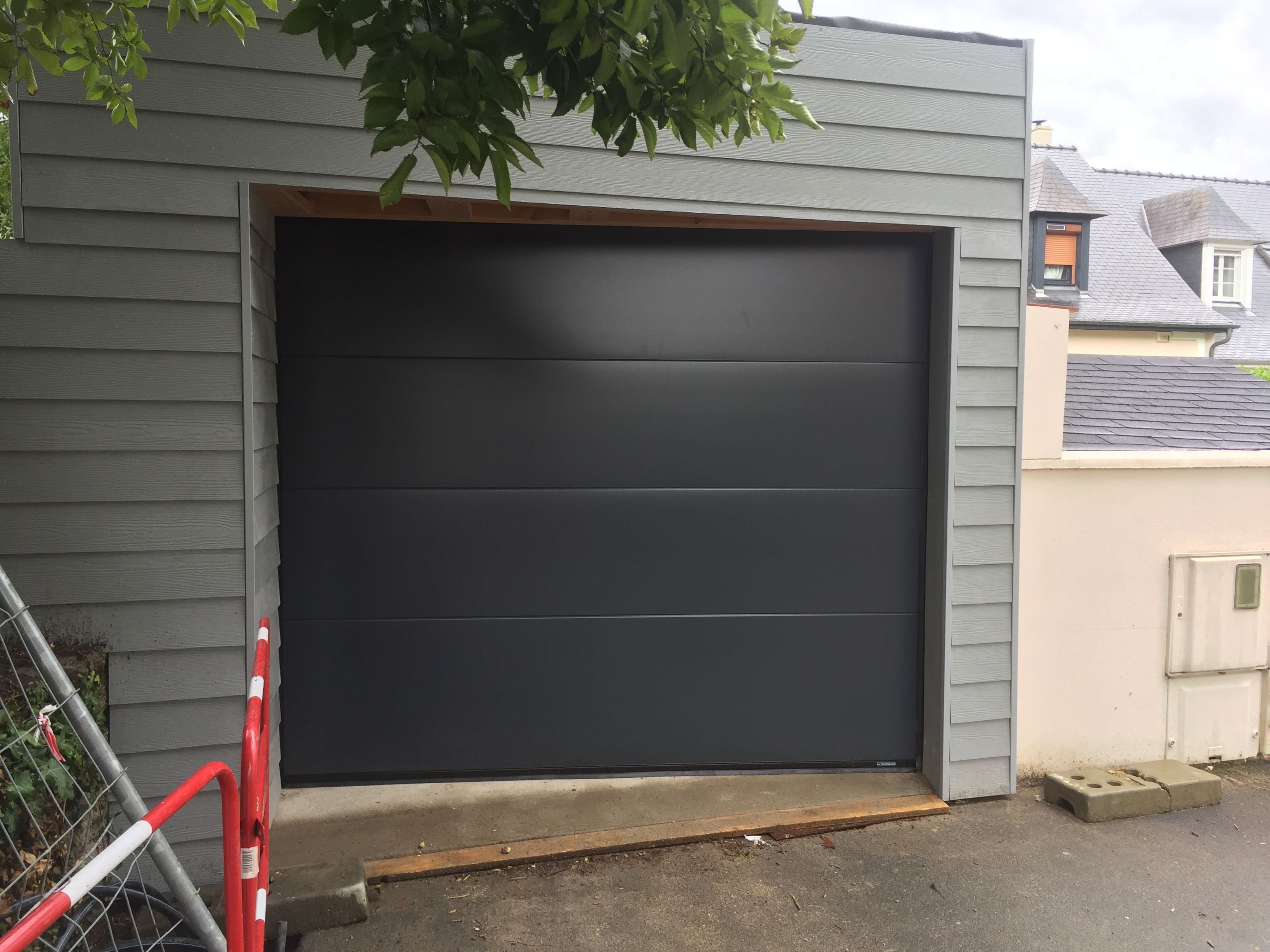 Avo renovation realisation d un garage maconnerie ossature bois menuiserie a angers 10