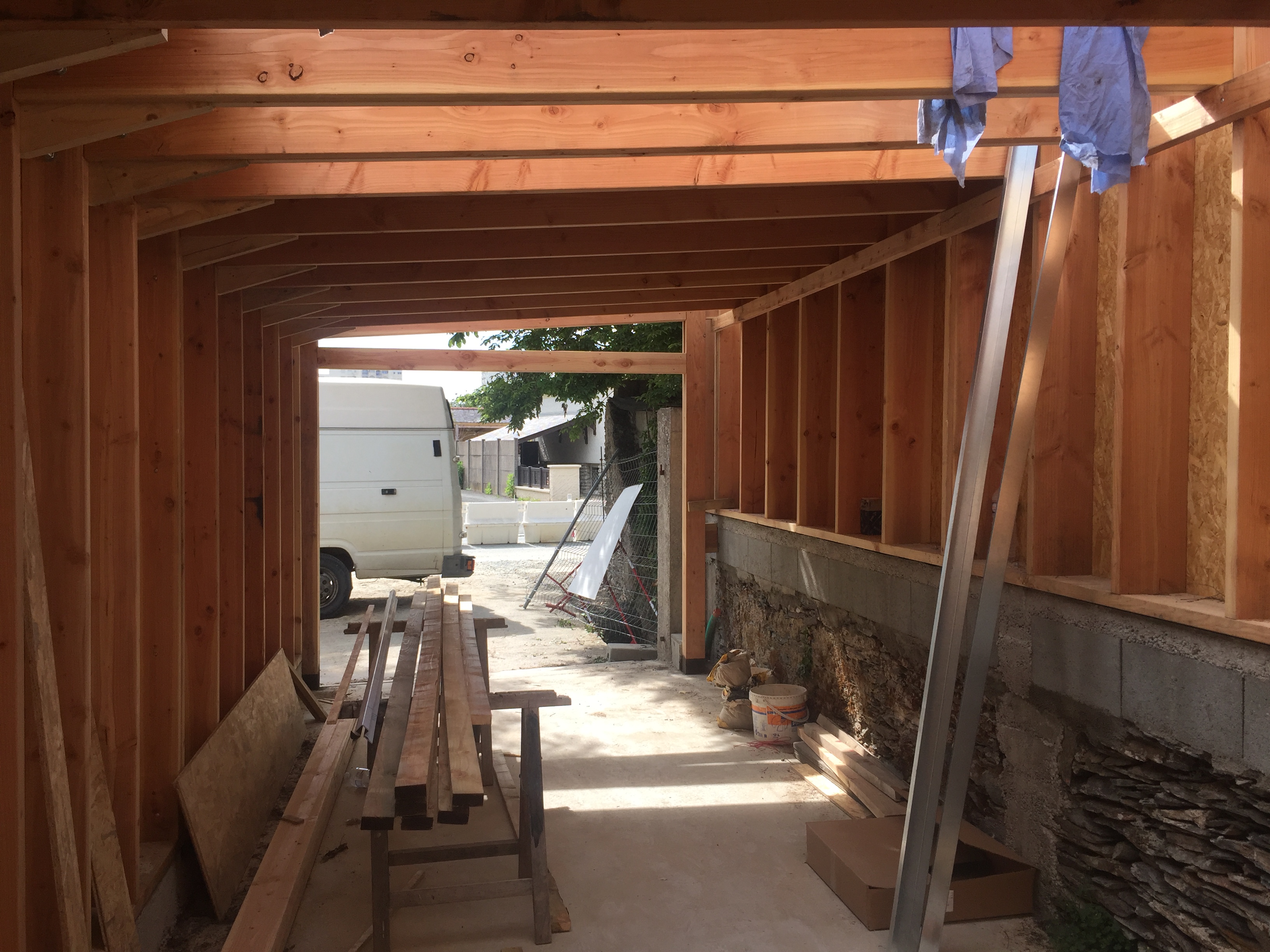 Avo renovation realisation d un garage maconnerie ossature bois menuiserie a angers 9