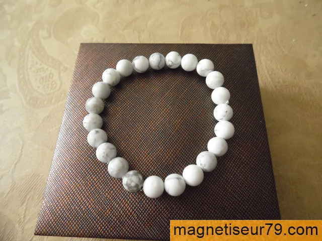 Howlite-Blanche-08-A-11