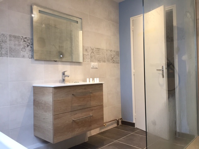 Avo renovation renovation complete de salle de bain etage a avrille plomberie et depannage 14