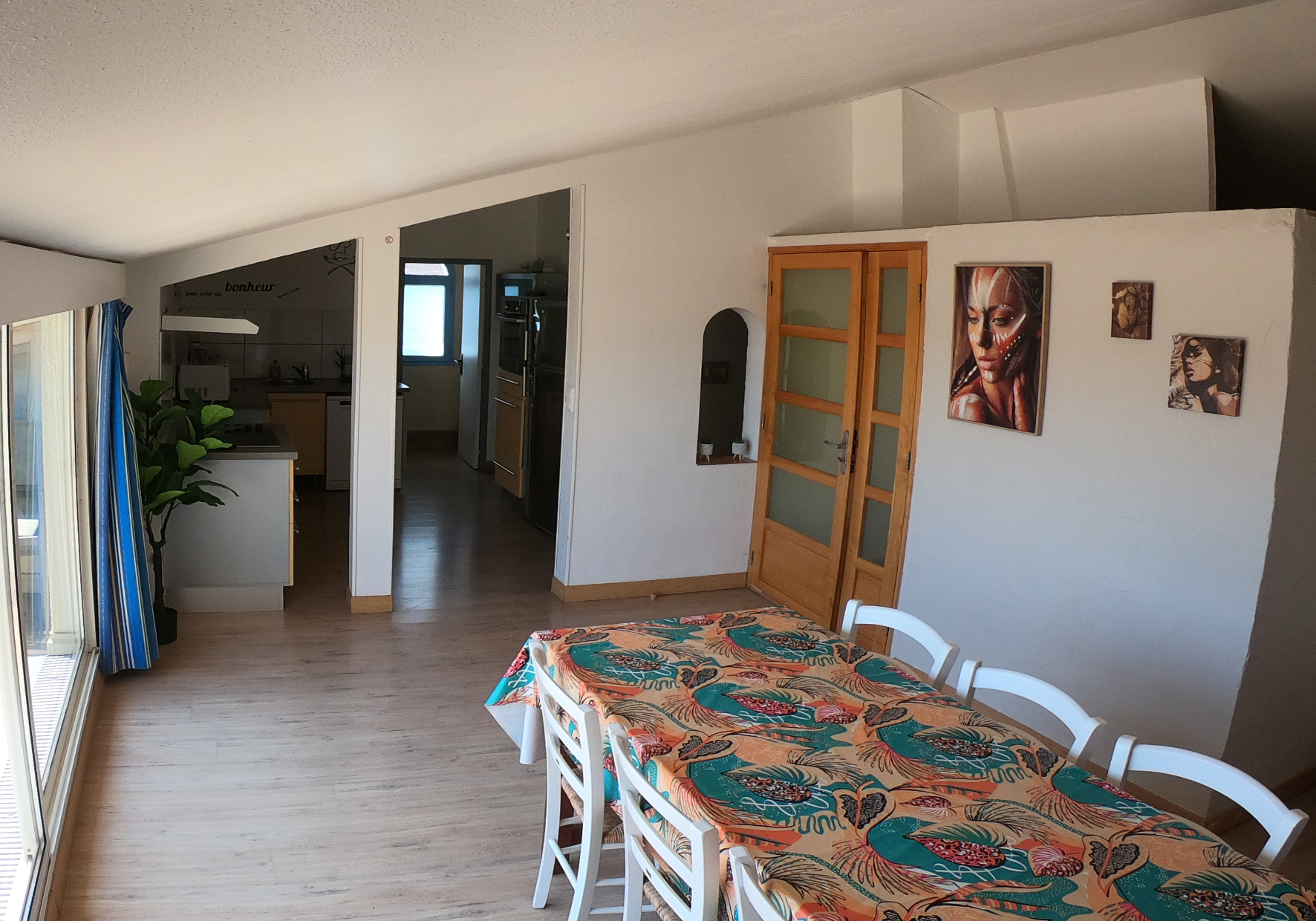 Oliv salon 1