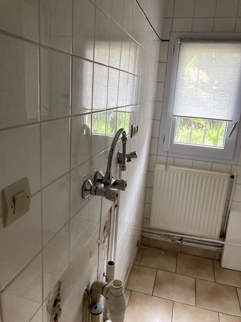 Avo renovation isolation garage renovation cuisine et buanderie angers 4