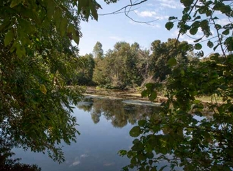 Une rivière franchie, un réseau uni