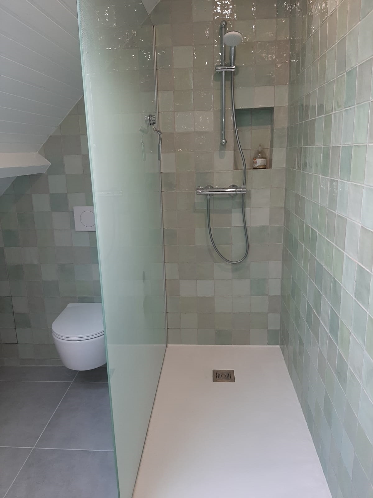 Avo renovation renovation complete de salle de bain etage au plessis mace plomberie et depannage 5