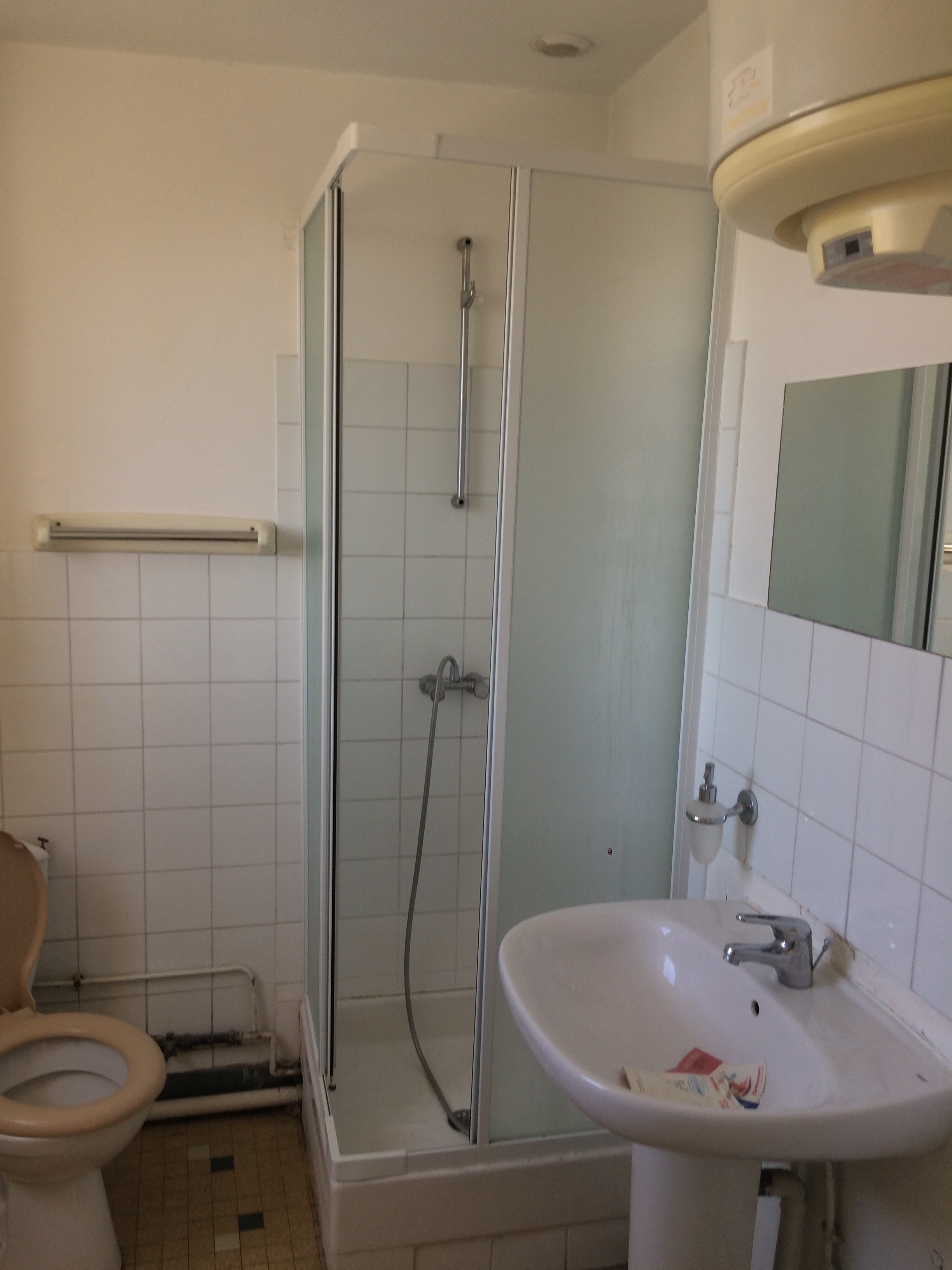 Avo renovation angers renovation espace douche a angers plomberie 1