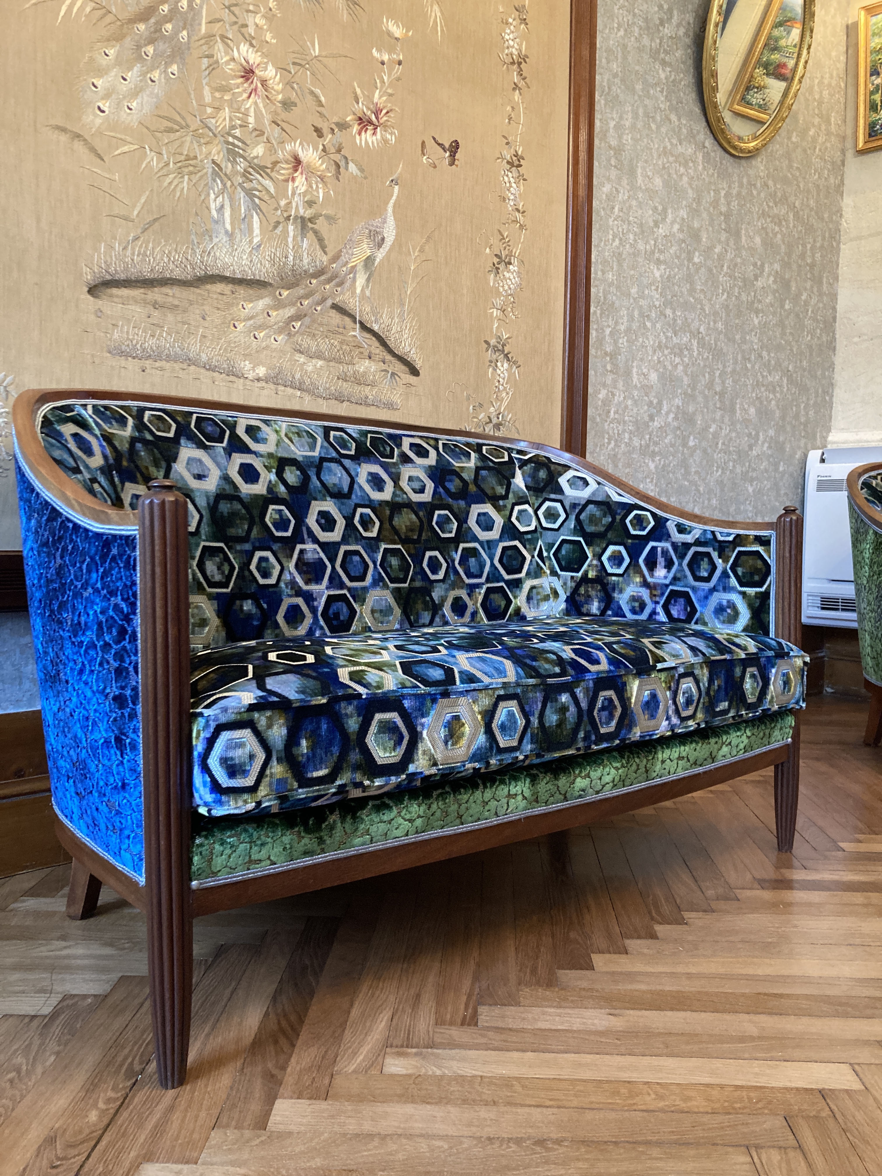 Tapissier decorateur atelier les renaissances bordeaux gironde bordeaux saint medard en jalles saint aubin de medoc merignac blanquefort le haillan le taillan medoc relooking meubles refection fauteuil et canape