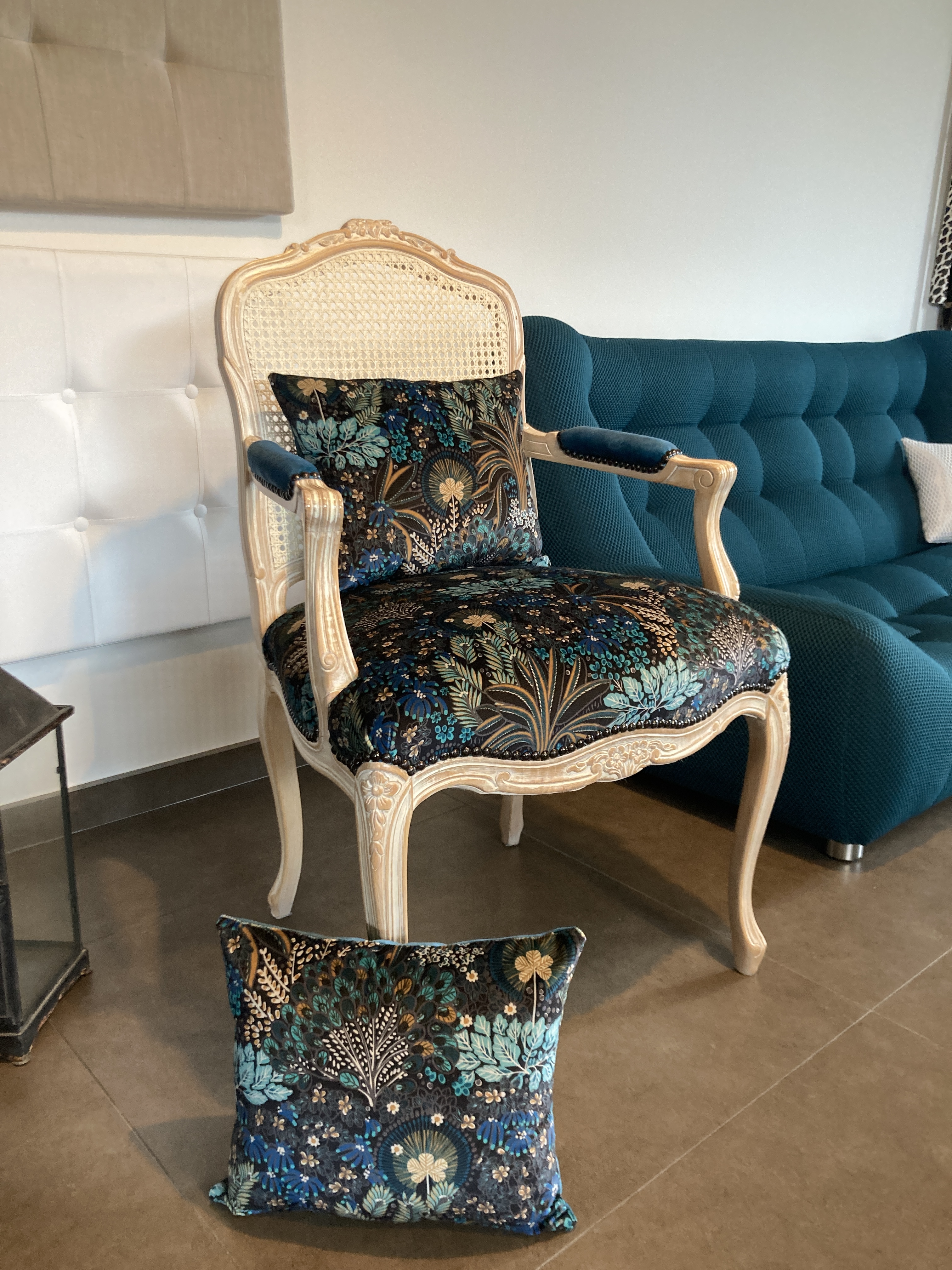 Atelier les renaissances tapissierdecorateur relookingmeuble tapissierbordeaux tapissiermedoc tapissierlacanau formationtapisserie stagetapisserie fauteuilcabriolet