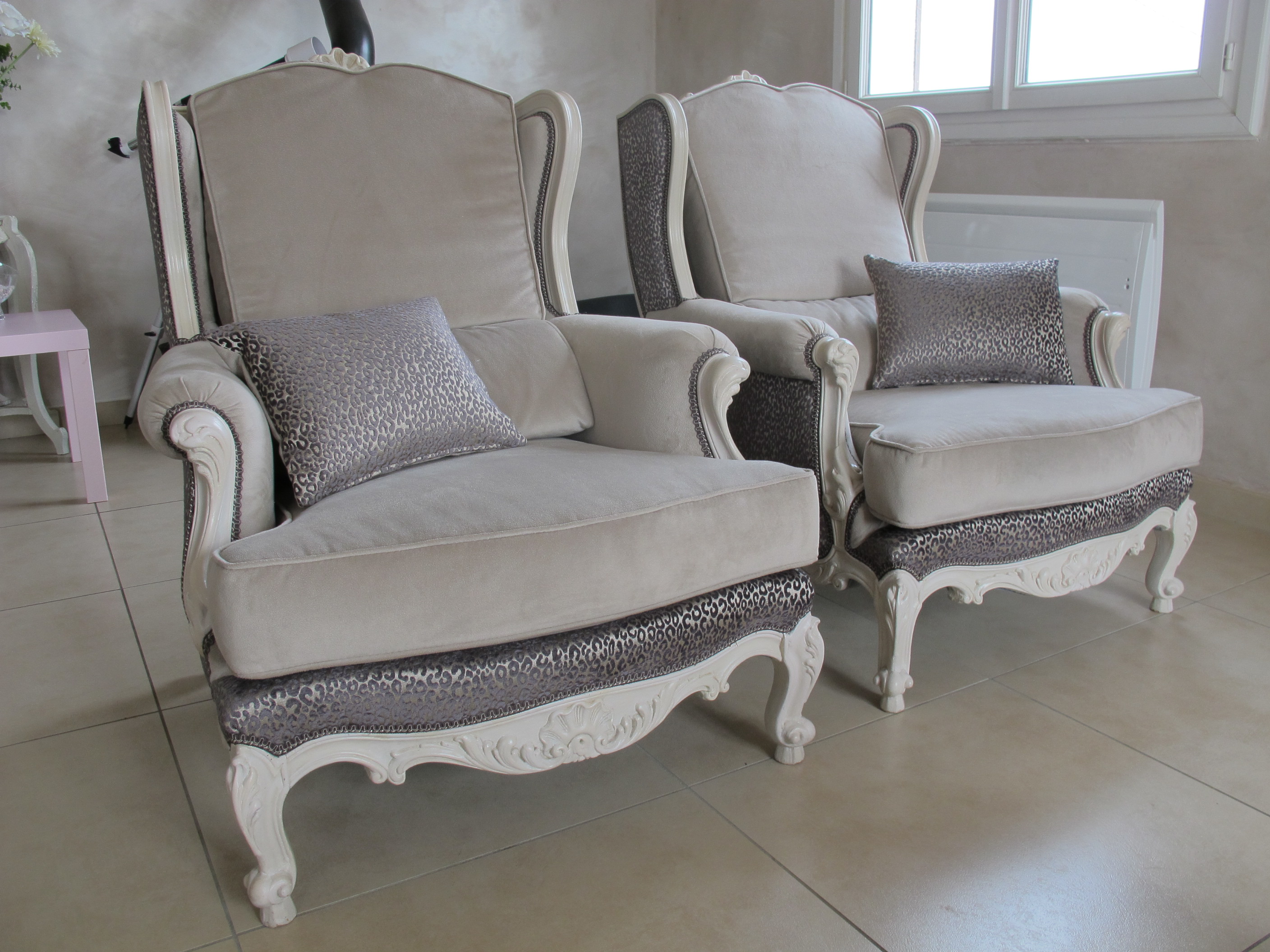 Refection restauration relooking fauteuil chaise canape meuble meridienne 28 tapissier decorateur bordeaux st medard en jalles atelier les renaissances