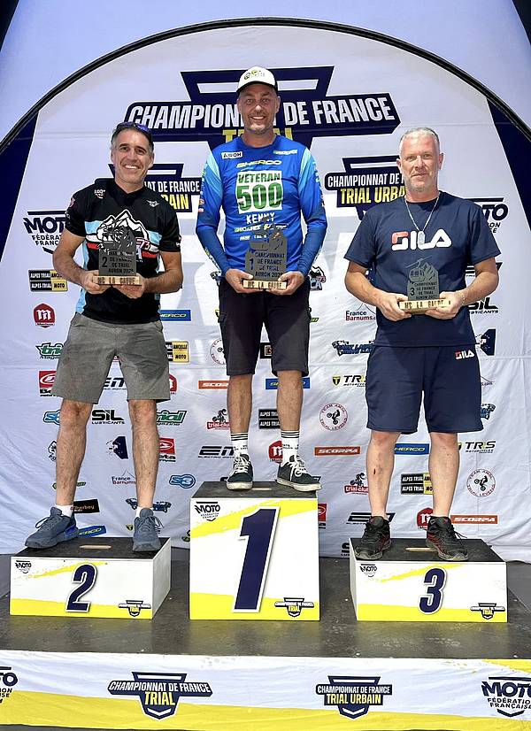 Csm aauron podium veterans 88de52498d