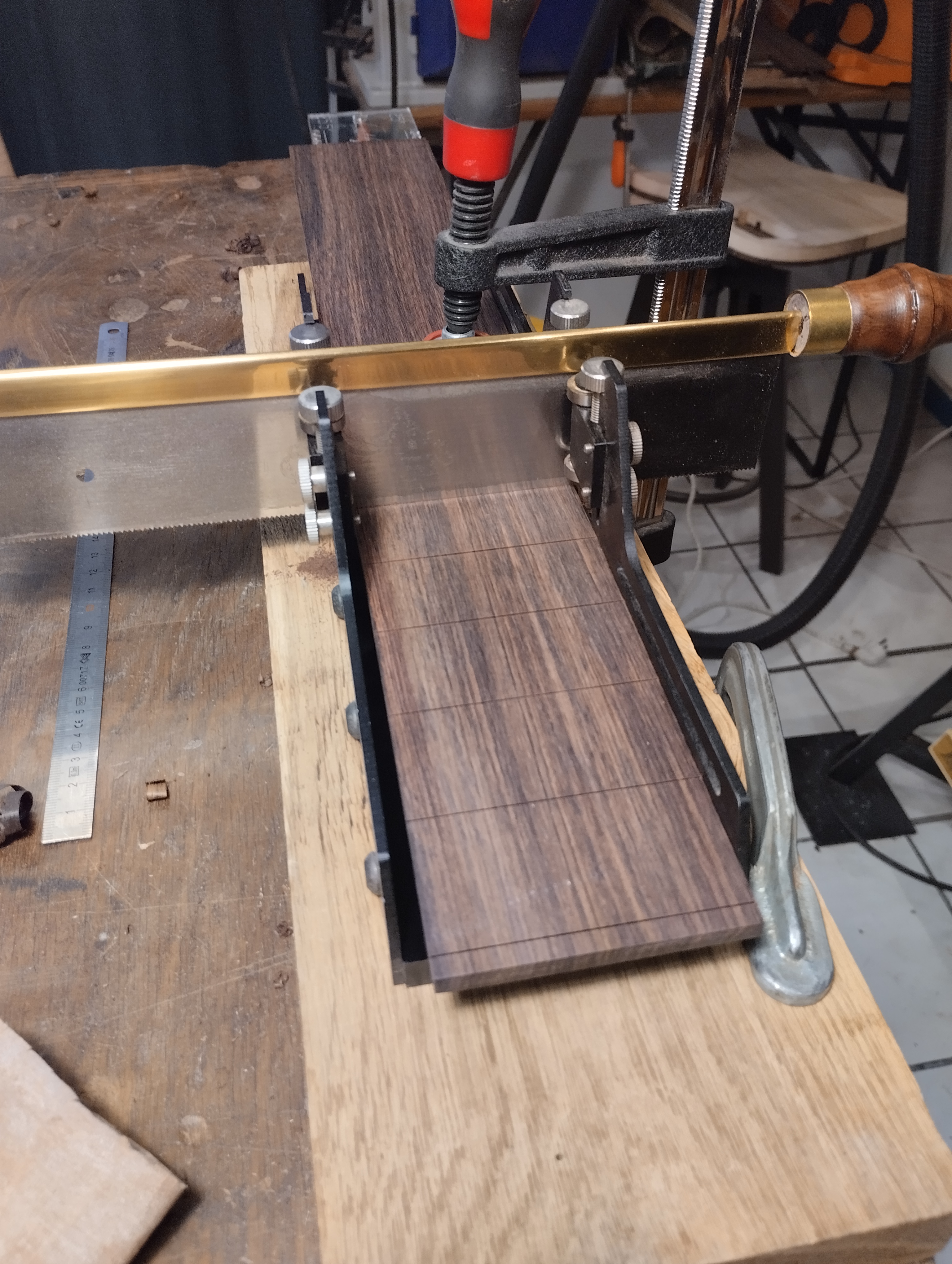 Luthier-reparateur-loire-42