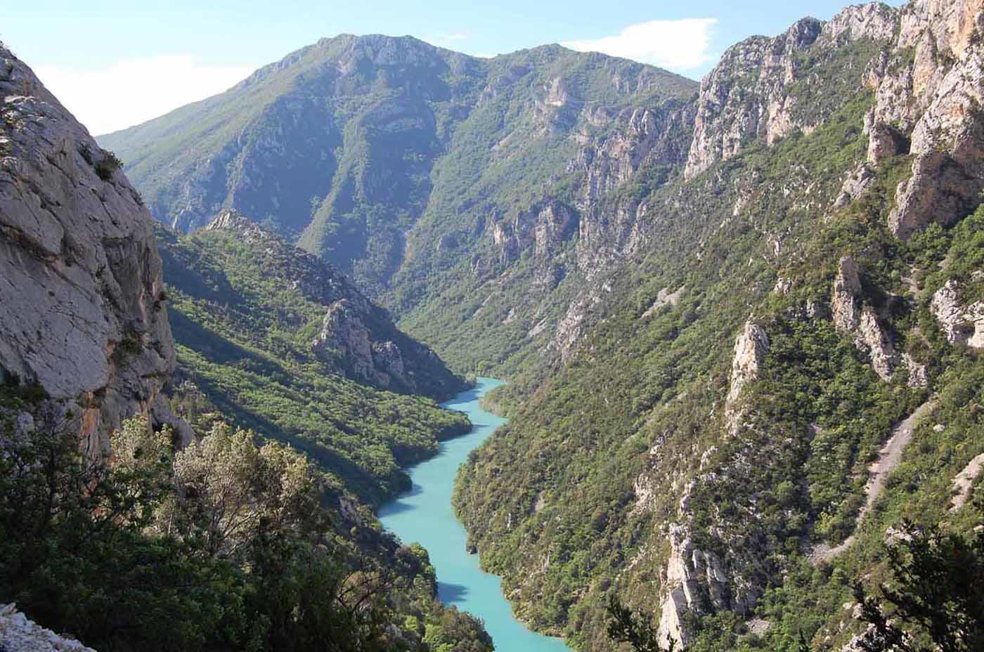 Gite-de-charme-avec-piscine-en-haute-provence-location-de-vacances-4-