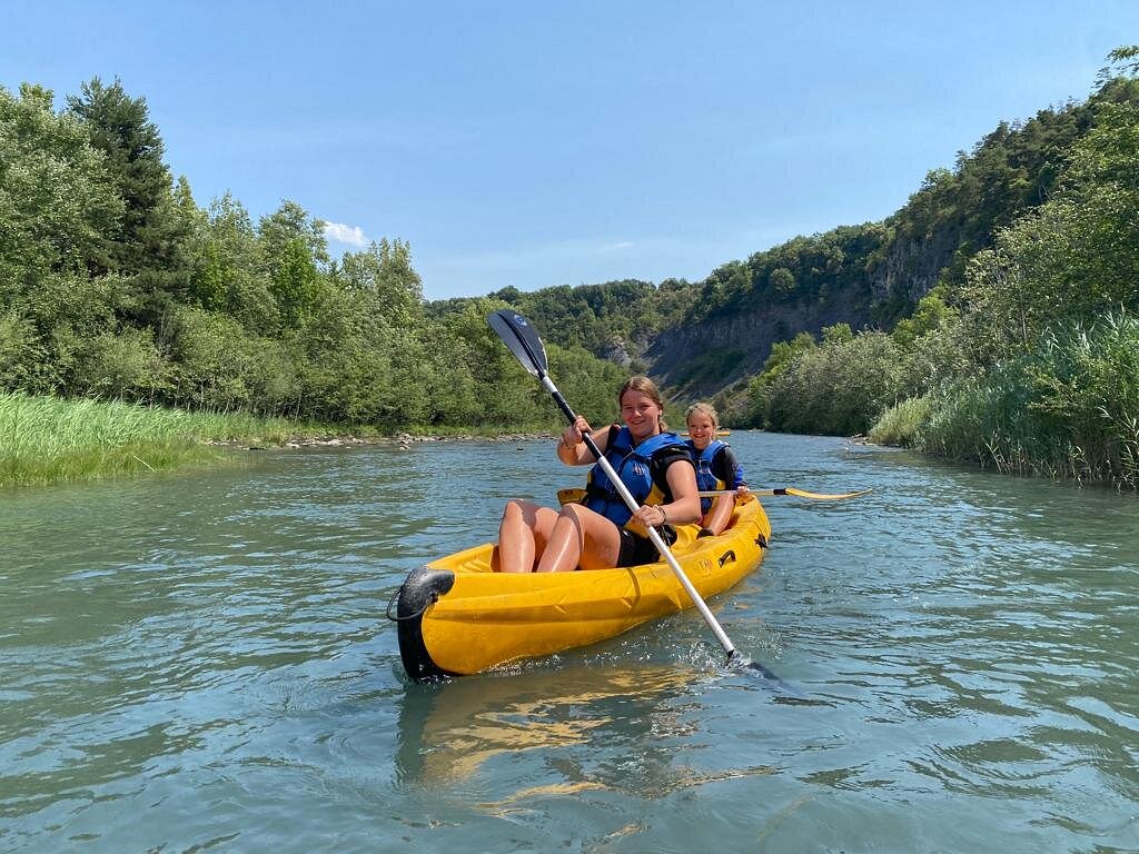 Gite-rural-avec-piscine-gite-de-France-alpes-de-haute-provence-sisteron-baronnies-haute-alpes-verdon-serre-poncon-luberon-Kayak