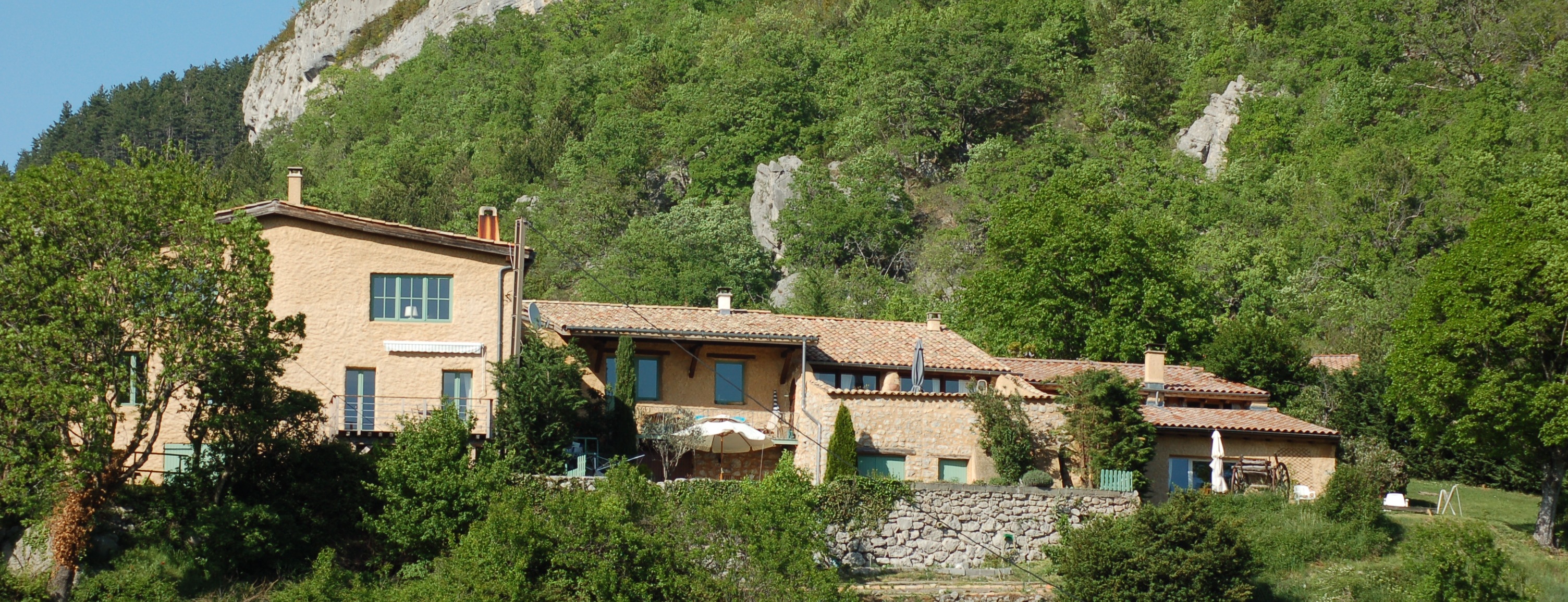 Gite-rural-gite-de-france-avec-piscine-alpes-de-haute-provence-sisteron