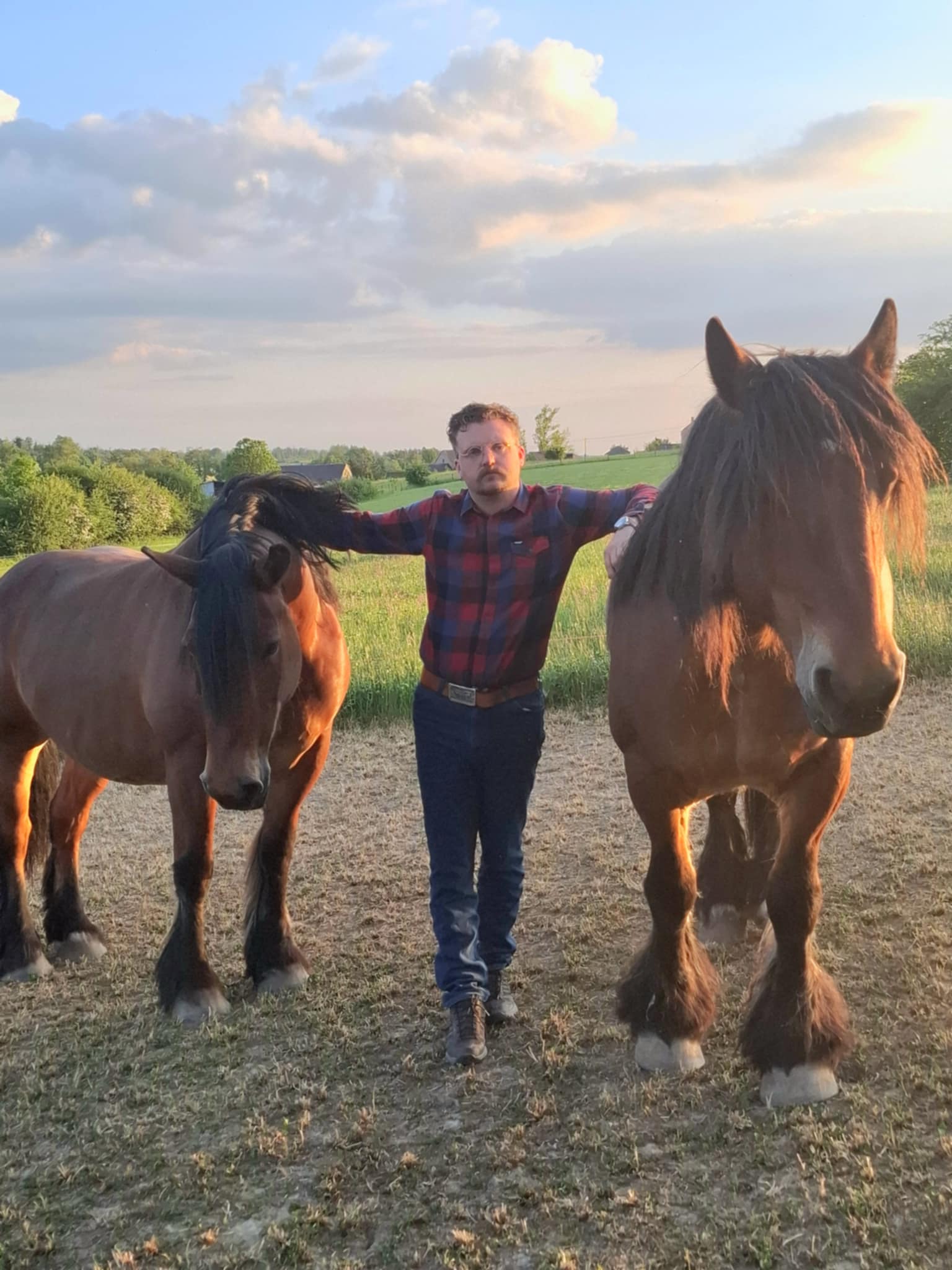 5f5822f6 b2bc 4f8c 97f1 d9e604eb4d42