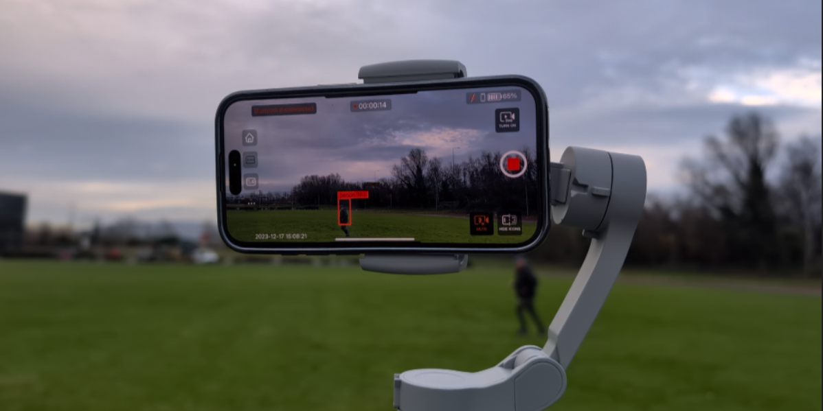 XbotGO-sports-tracking-gimbal-with-AI-techbuzzireland