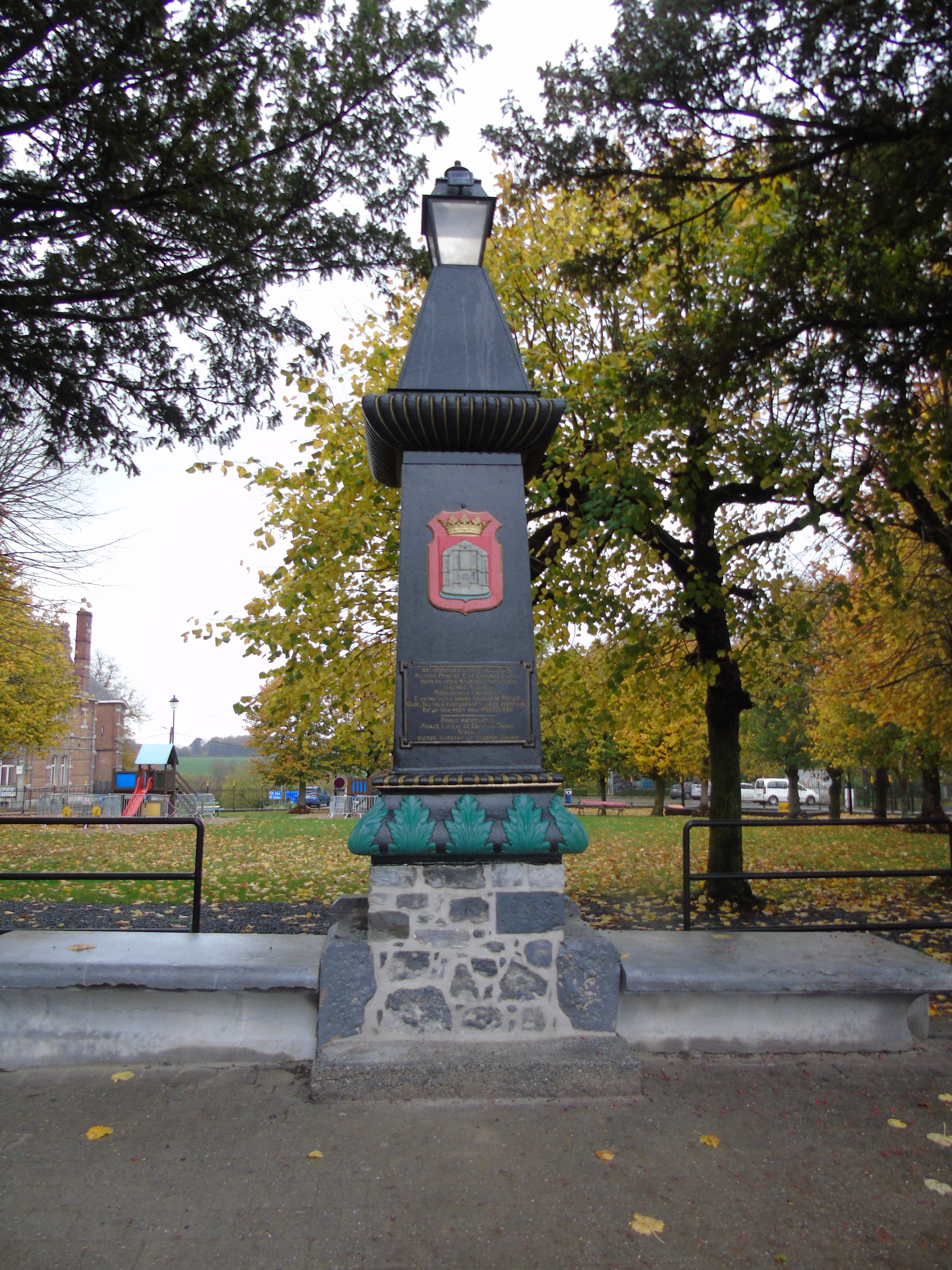 Fontaine-des-caramans-beaumont