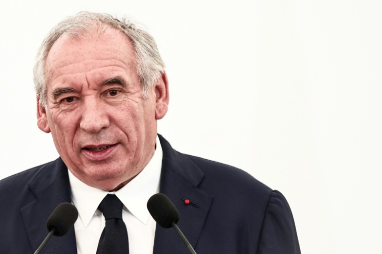 Francois Bayrou réclame un vote de confiance le 8 septembre : sérieusement ?!