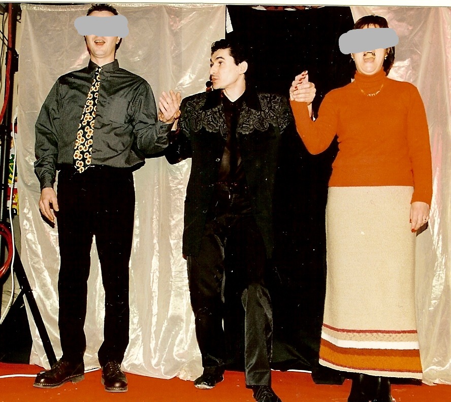 Ventriloque-spectateurs-montmirail-floutes