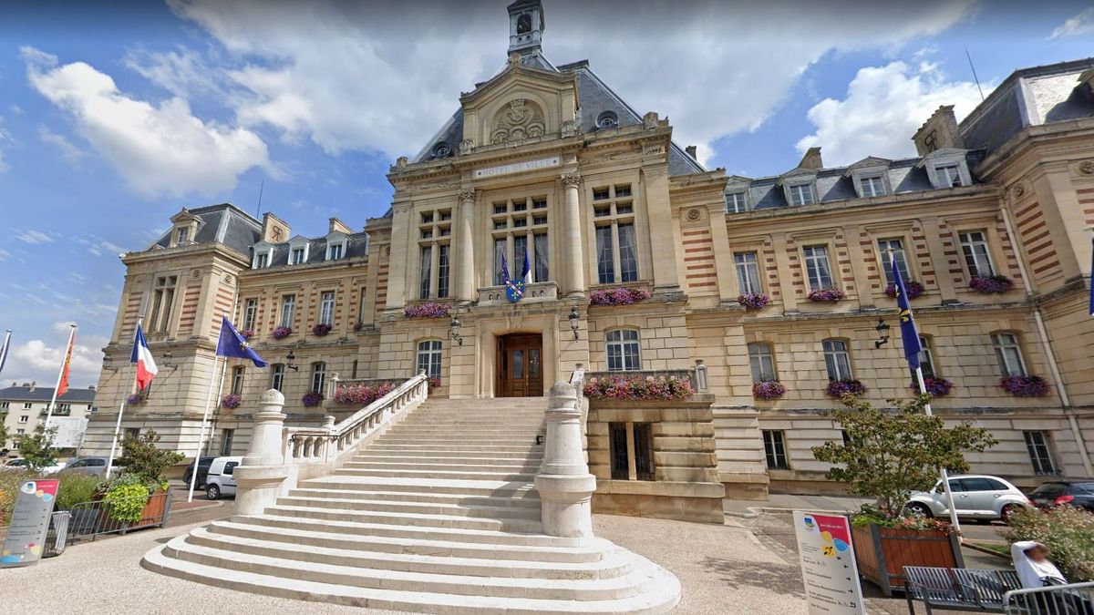 5edf9aa892fa0 mairie evreux-4656773