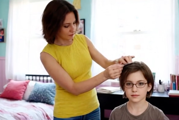 Maman-coiffe-Eric-8-ans-1