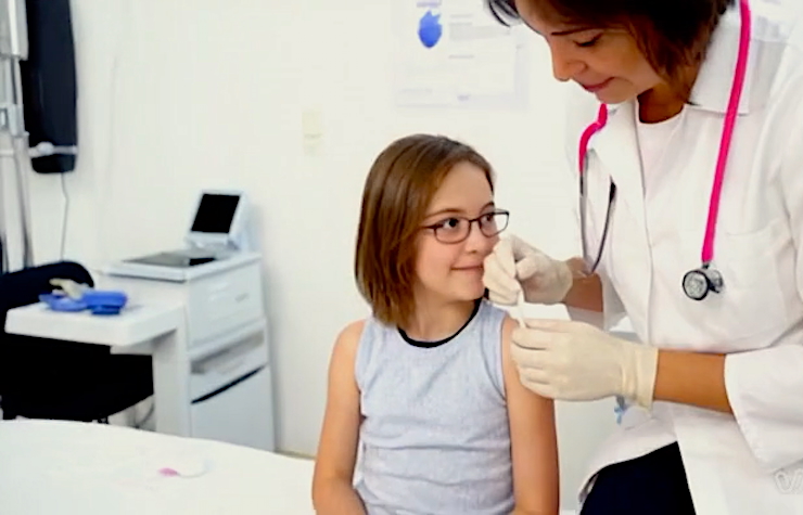 Eric-9-ans-assis-implant