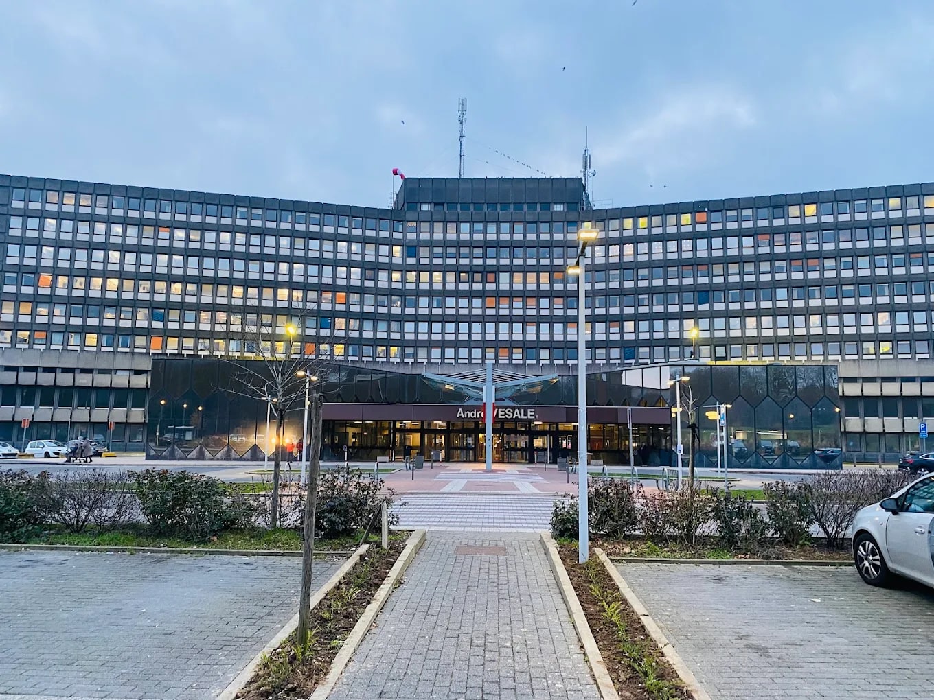 Hopital-de-vesale