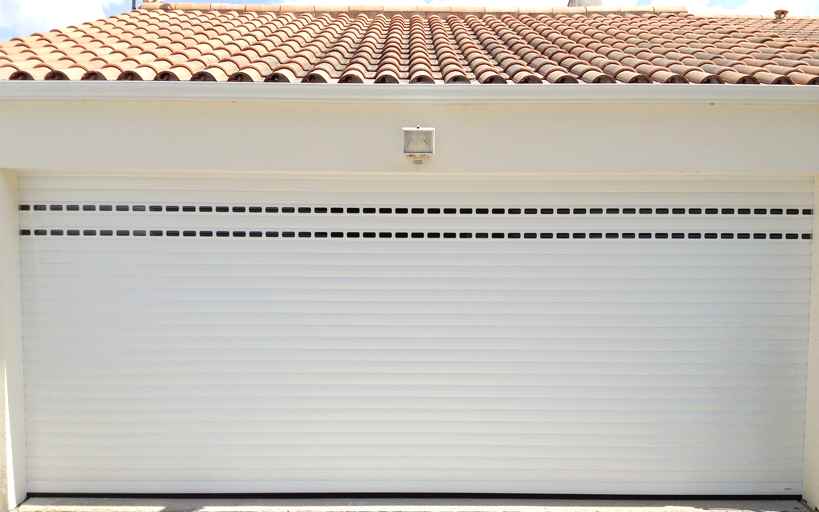 Porte de garage enroulable
