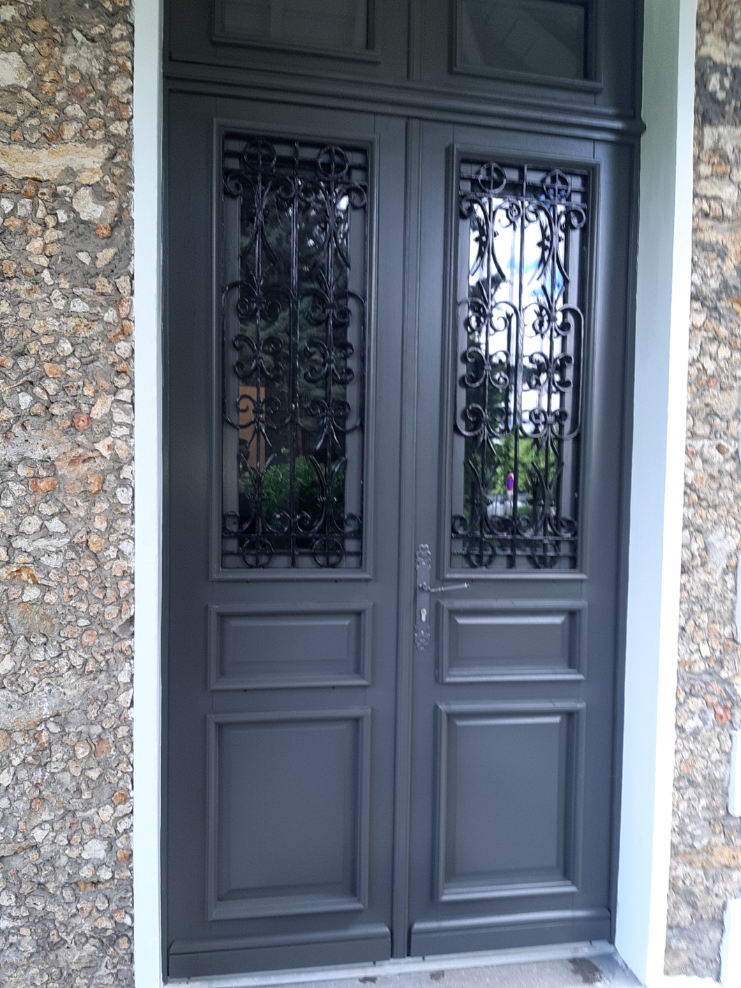 Porte-traditionnelle-bois-1