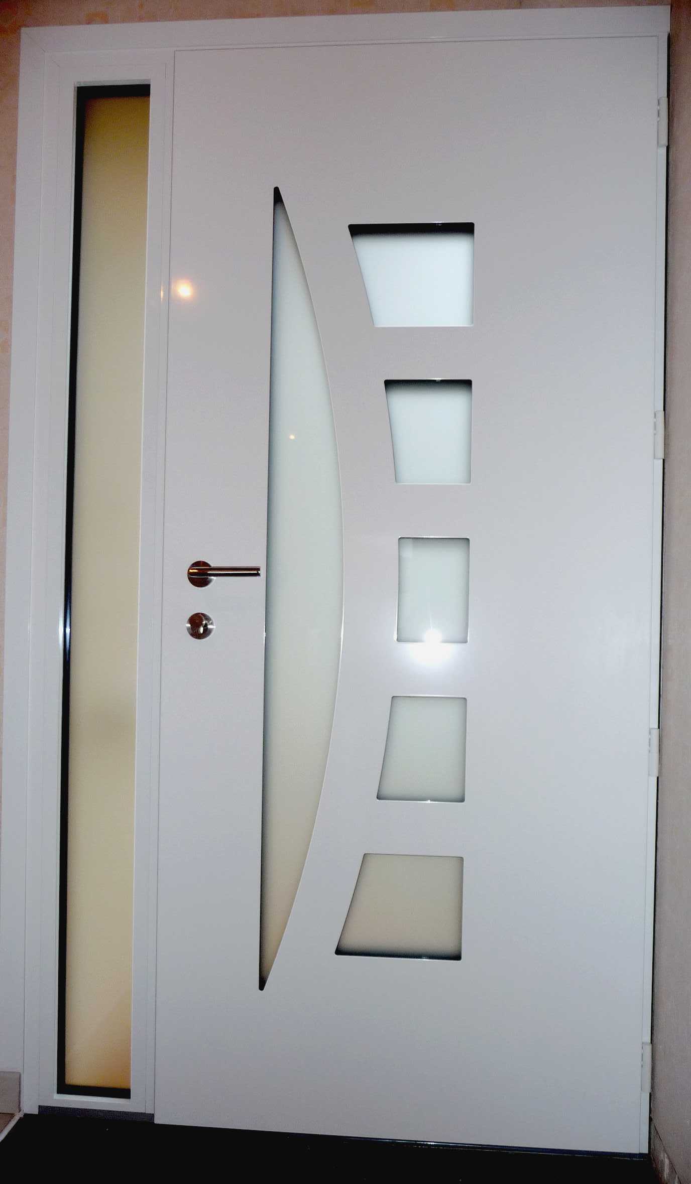 Porte tierce aluminium blanche semi vitree kline