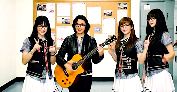 Eric-14-ans-Cindy-guitare-pantalon