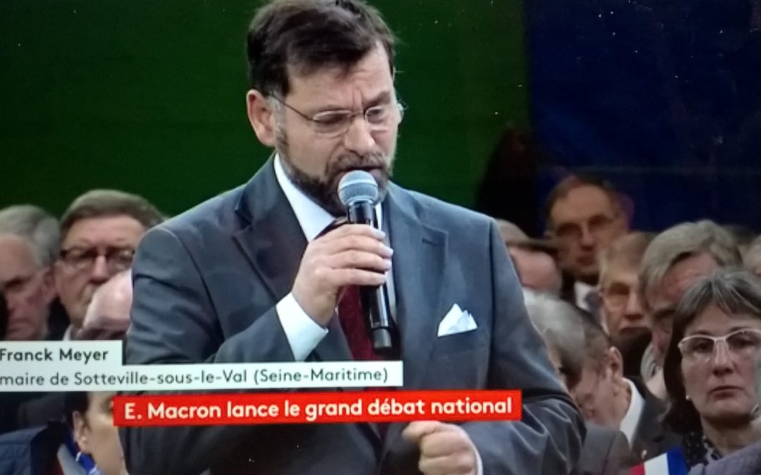 Soutien à un maire évangélique français attaqué en justice !