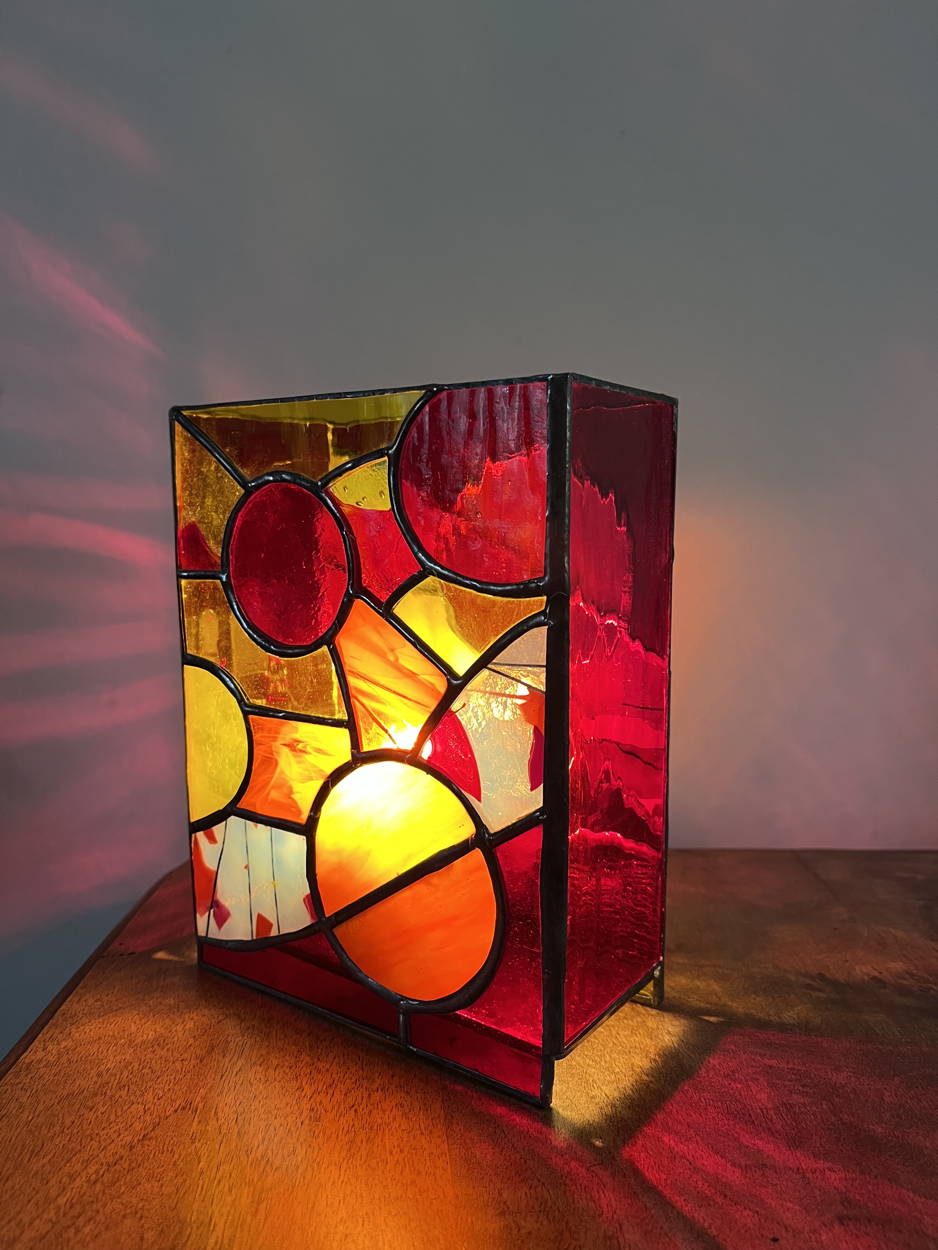 45 lampek la dame de verre montelimar france