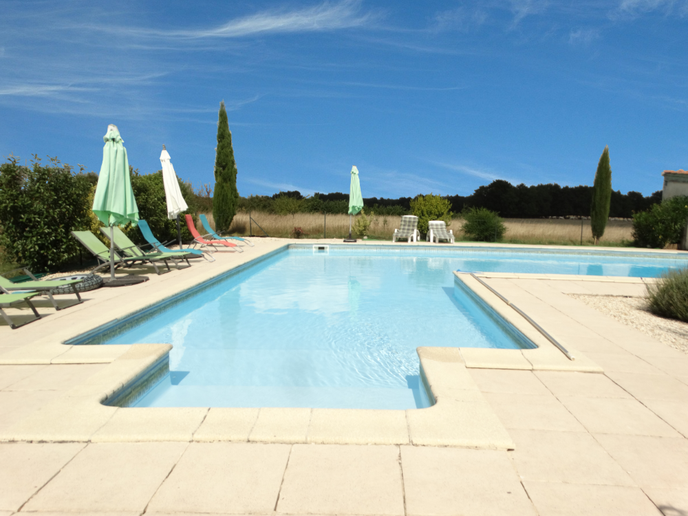 Piscine ciel bleu 1 