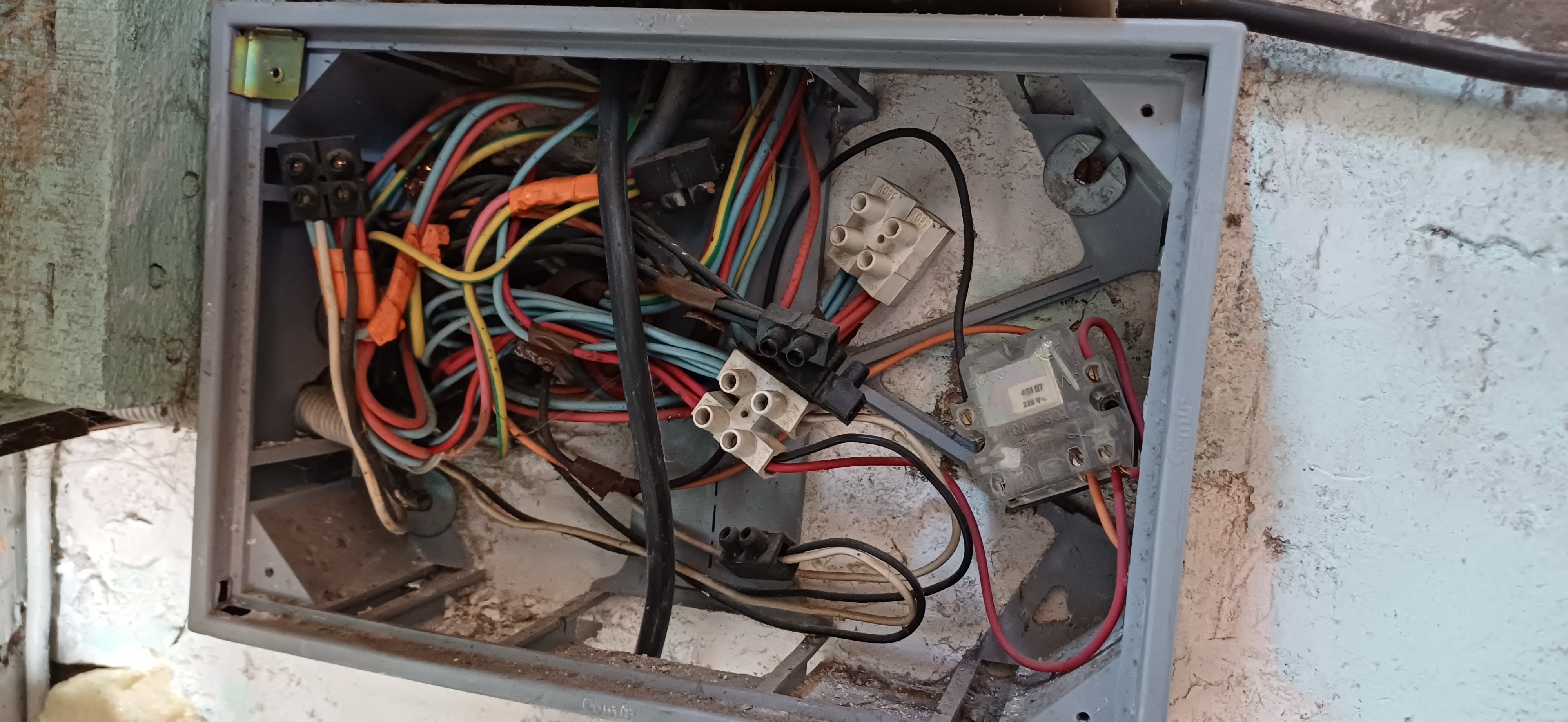 Mise aux normes d'une installation électrique