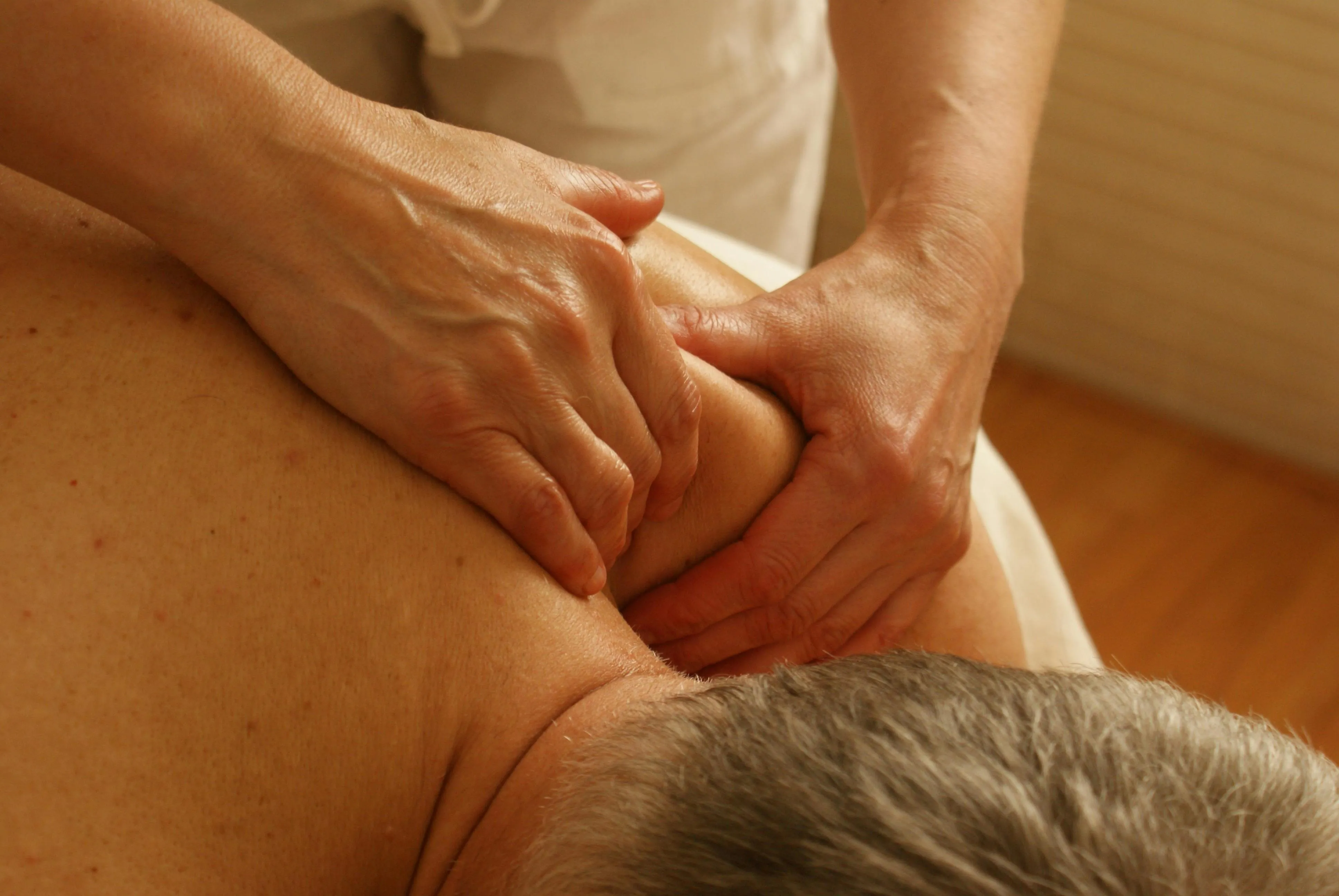 Le massage dans un accompagnement en naturopathie : une clé pour le bien-être et la revitalisation